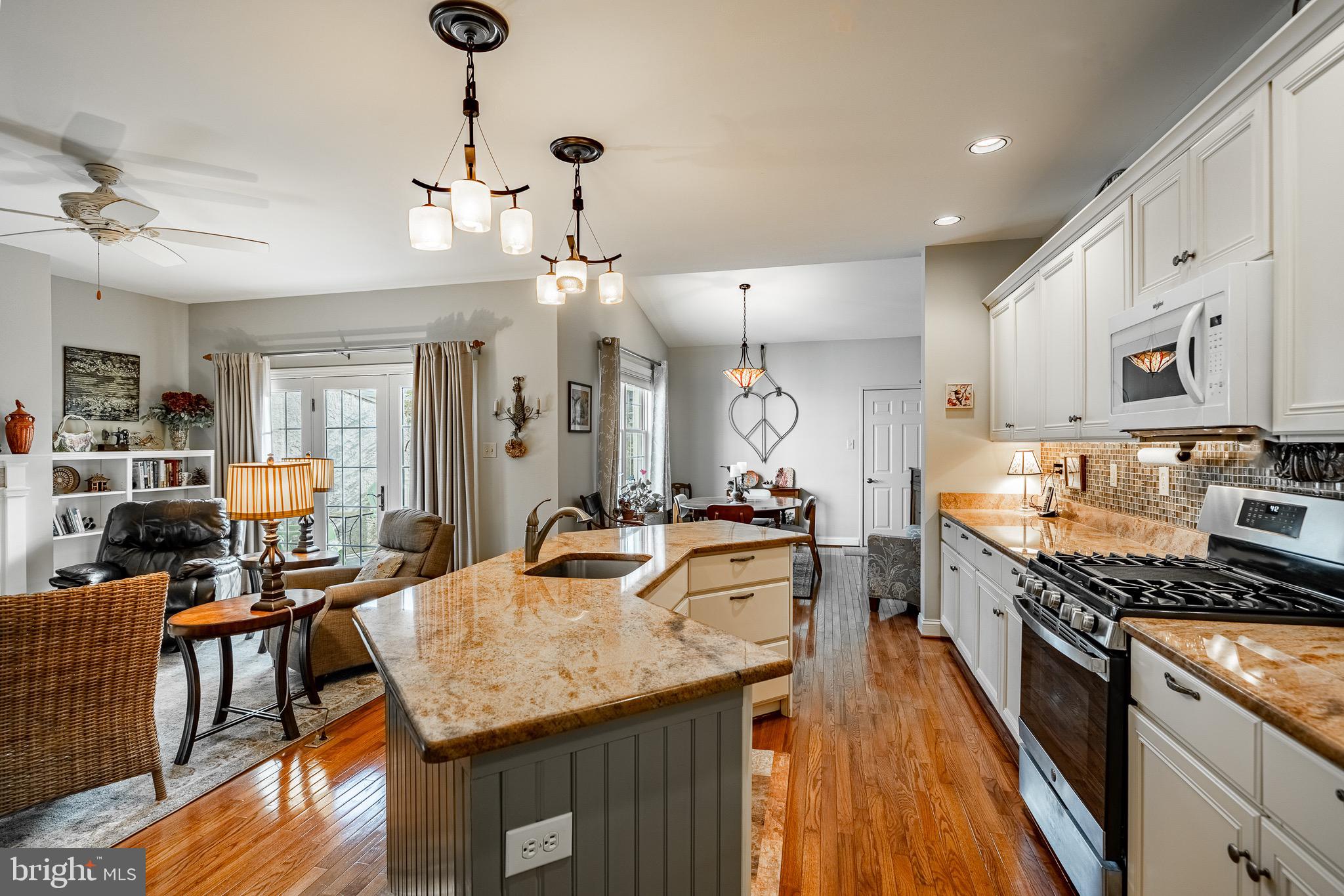 WEATHERSTONE - Residential