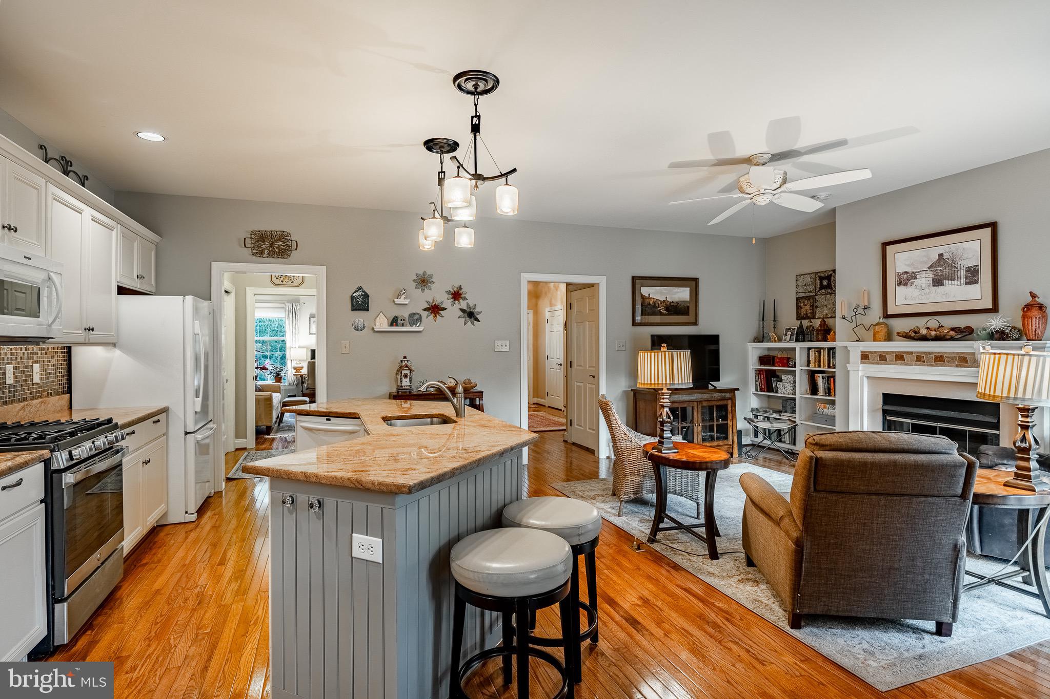 WEATHERSTONE - Residential