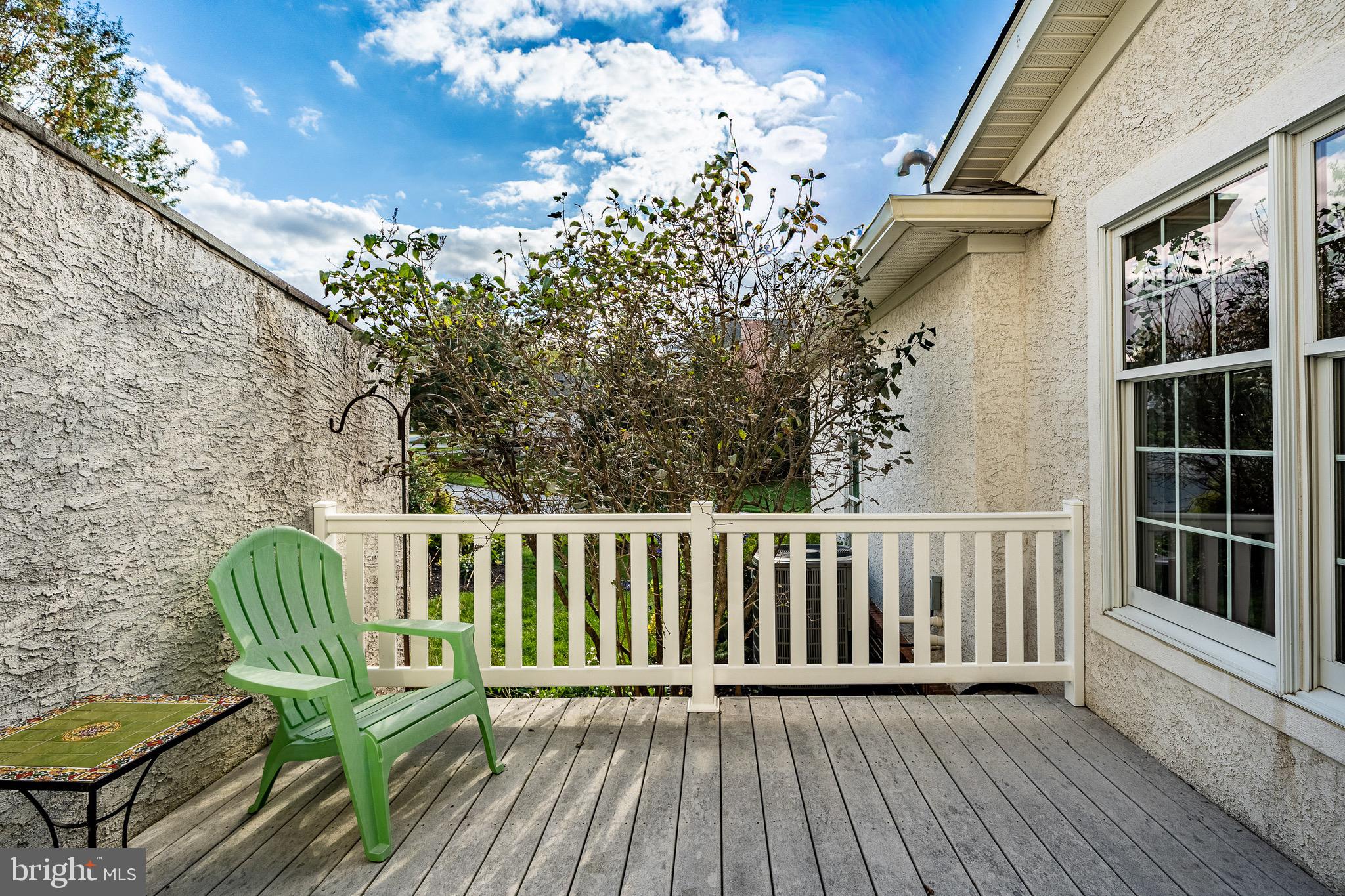 WEATHERSTONE - Residential