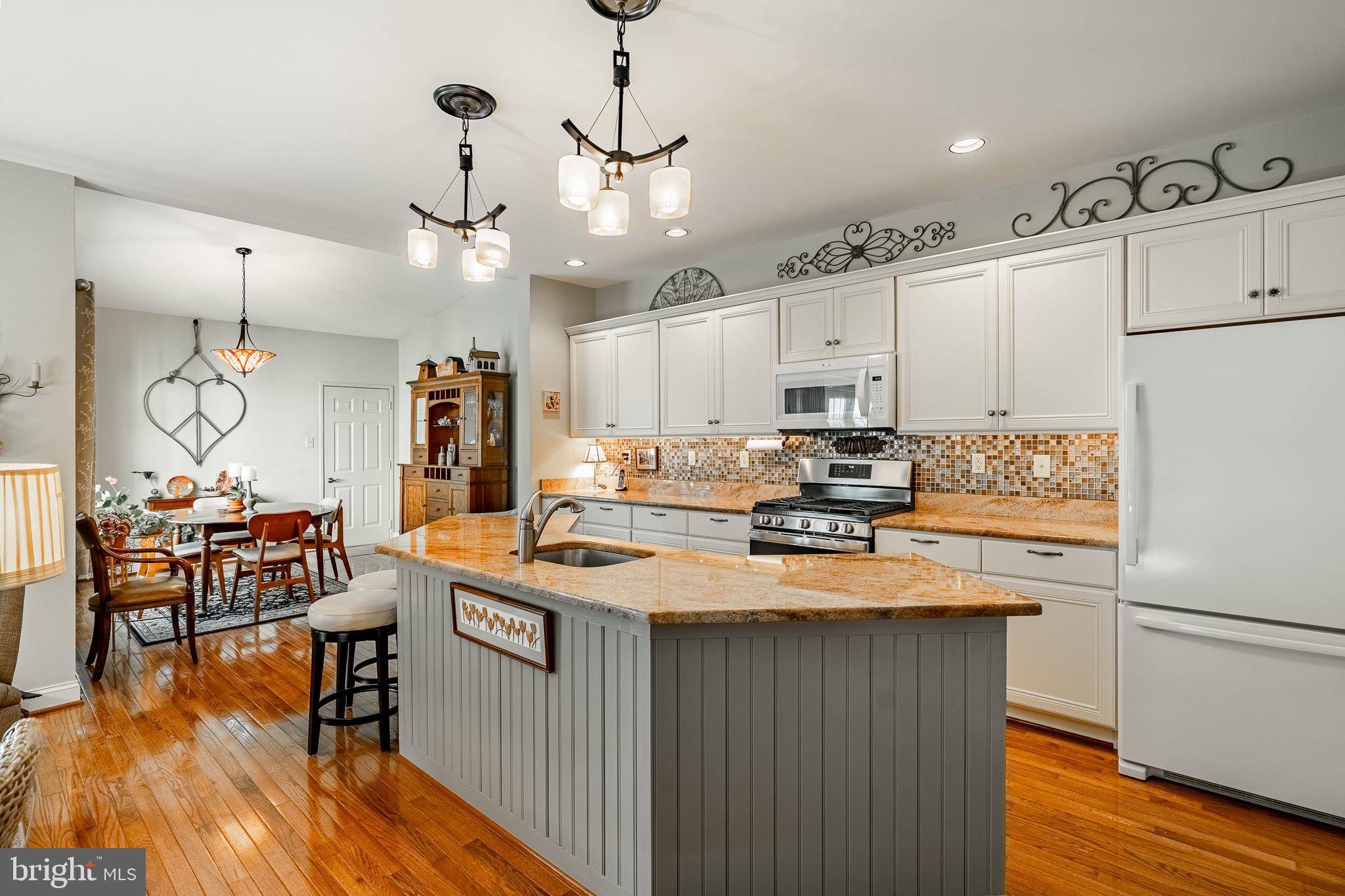 WEATHERSTONE - Residential