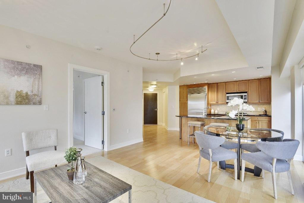 THE WATERVIEW - Residential Lease