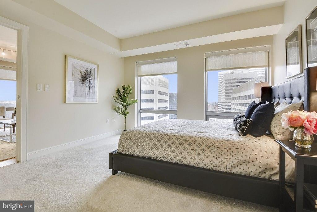 THE WATERVIEW - Residential Lease