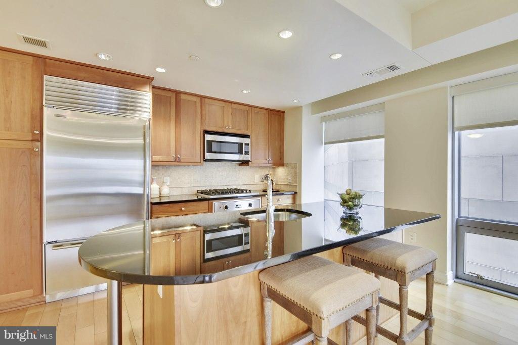 THE WATERVIEW - Residential Lease