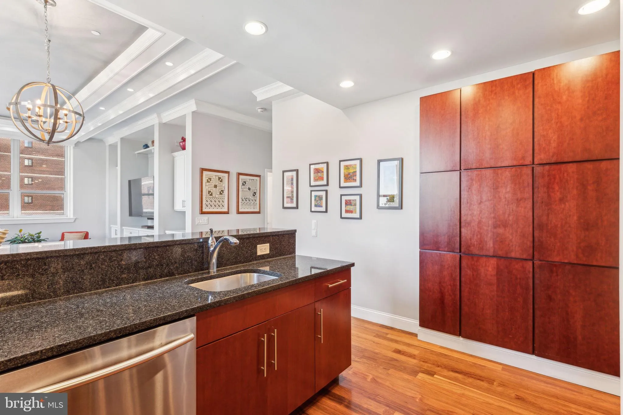 Philadelphia, Pennsylvania 19102, United States, 2 Bedrooms Bedrooms, ,3 BathroomsBathrooms,Residential,Active,104144