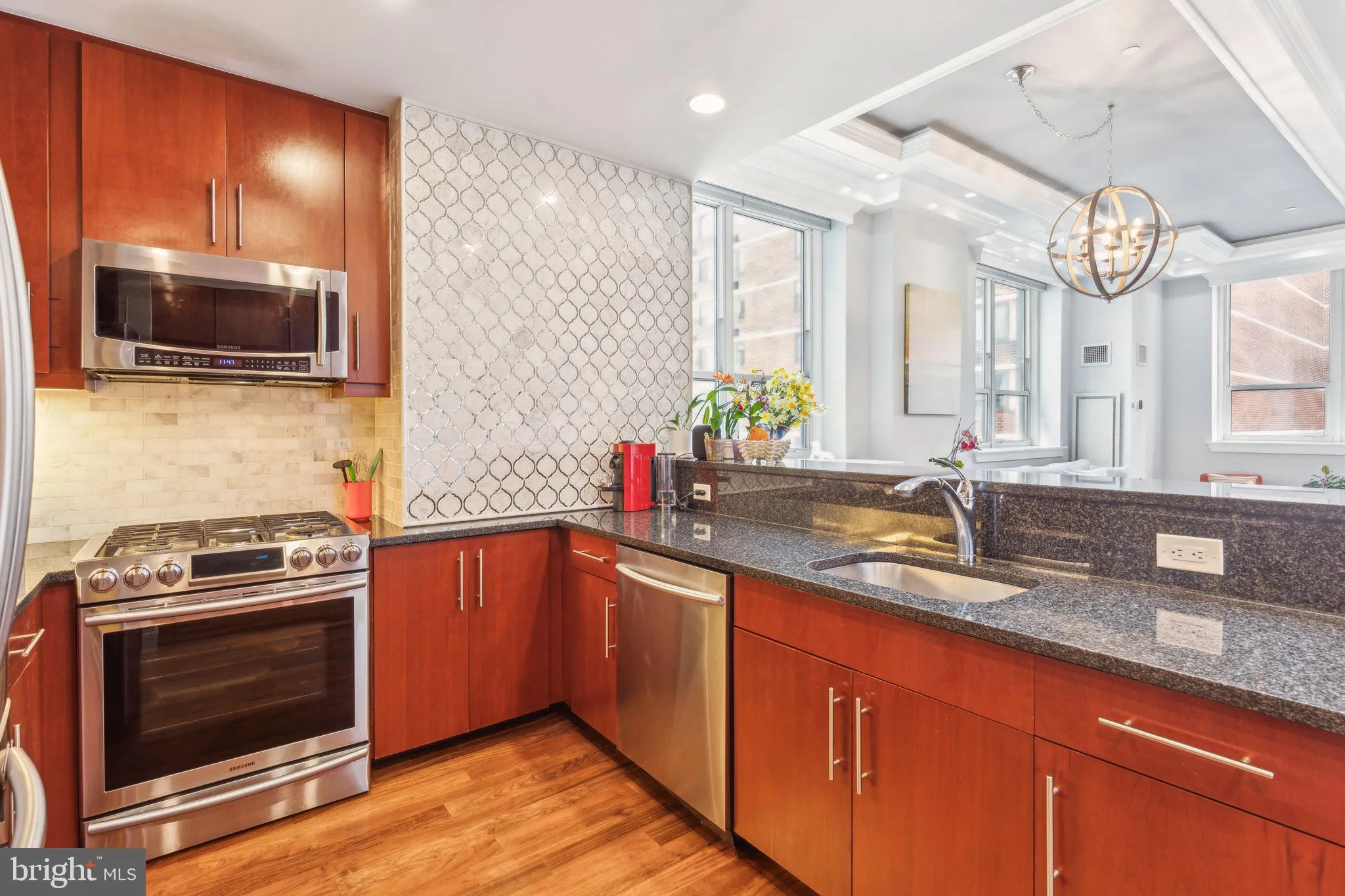 Philadelphia, Pennsylvania 19102, United States, 2 Bedrooms Bedrooms, ,3 BathroomsBathrooms,Residential,Active,104144