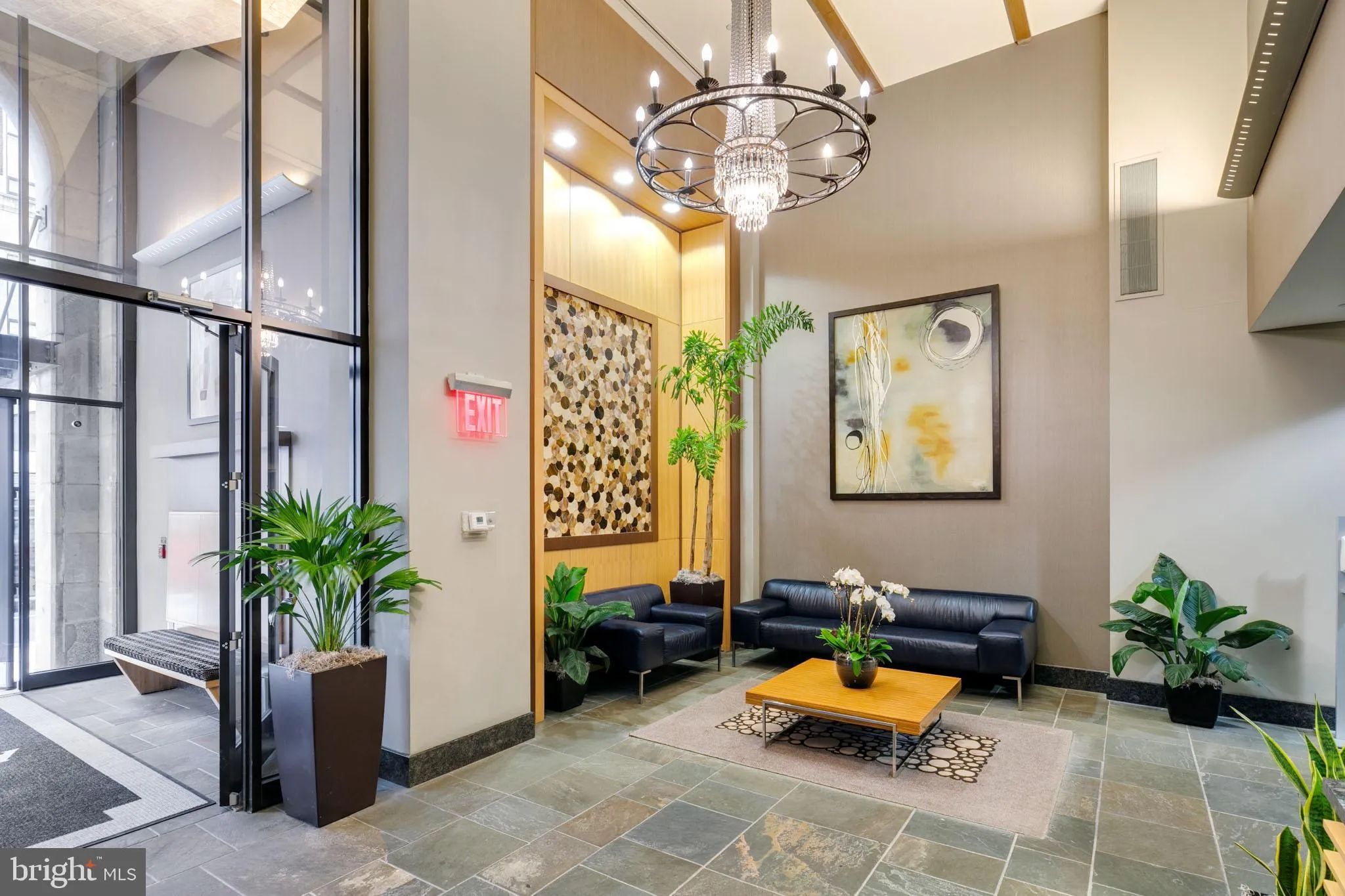 Philadelphia, Pennsylvania 19102, United States, 2 Bedrooms Bedrooms, ,3 BathroomsBathrooms,Residential,Active,104144