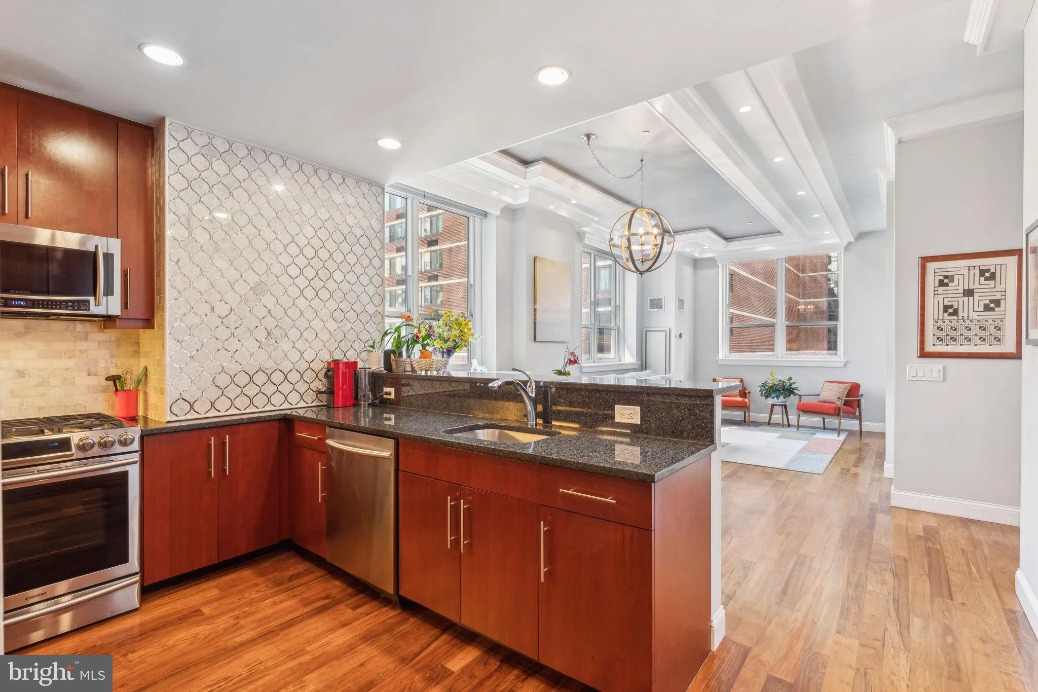 Philadelphia, Pennsylvania 19102, United States, 2 Bedrooms Bedrooms, ,3 BathroomsBathrooms,Residential,Active,104144