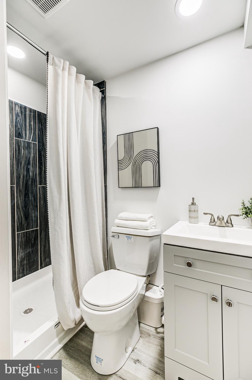 GLEN GARDENS - Residential