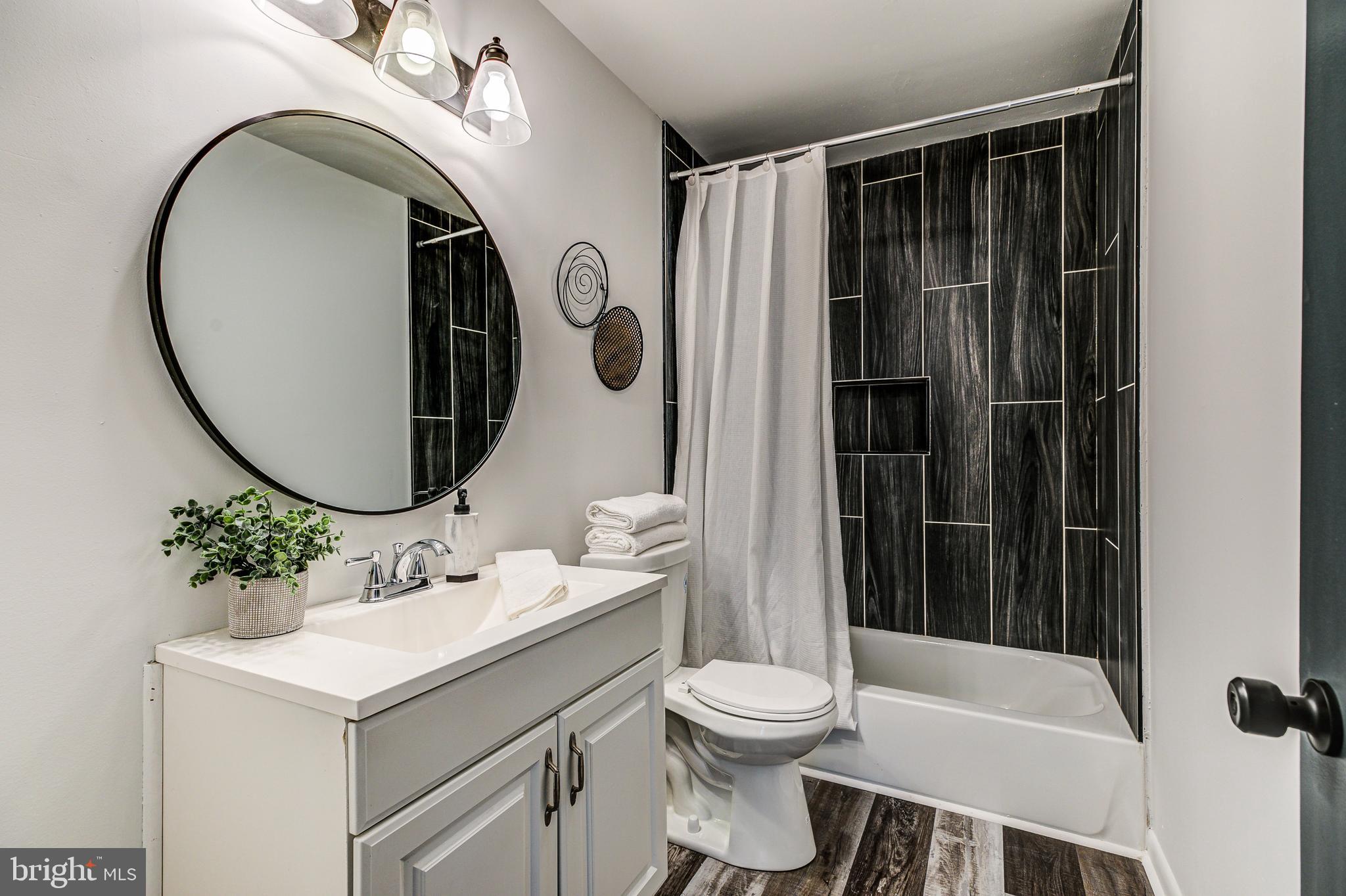 GLEN GARDENS - Residential