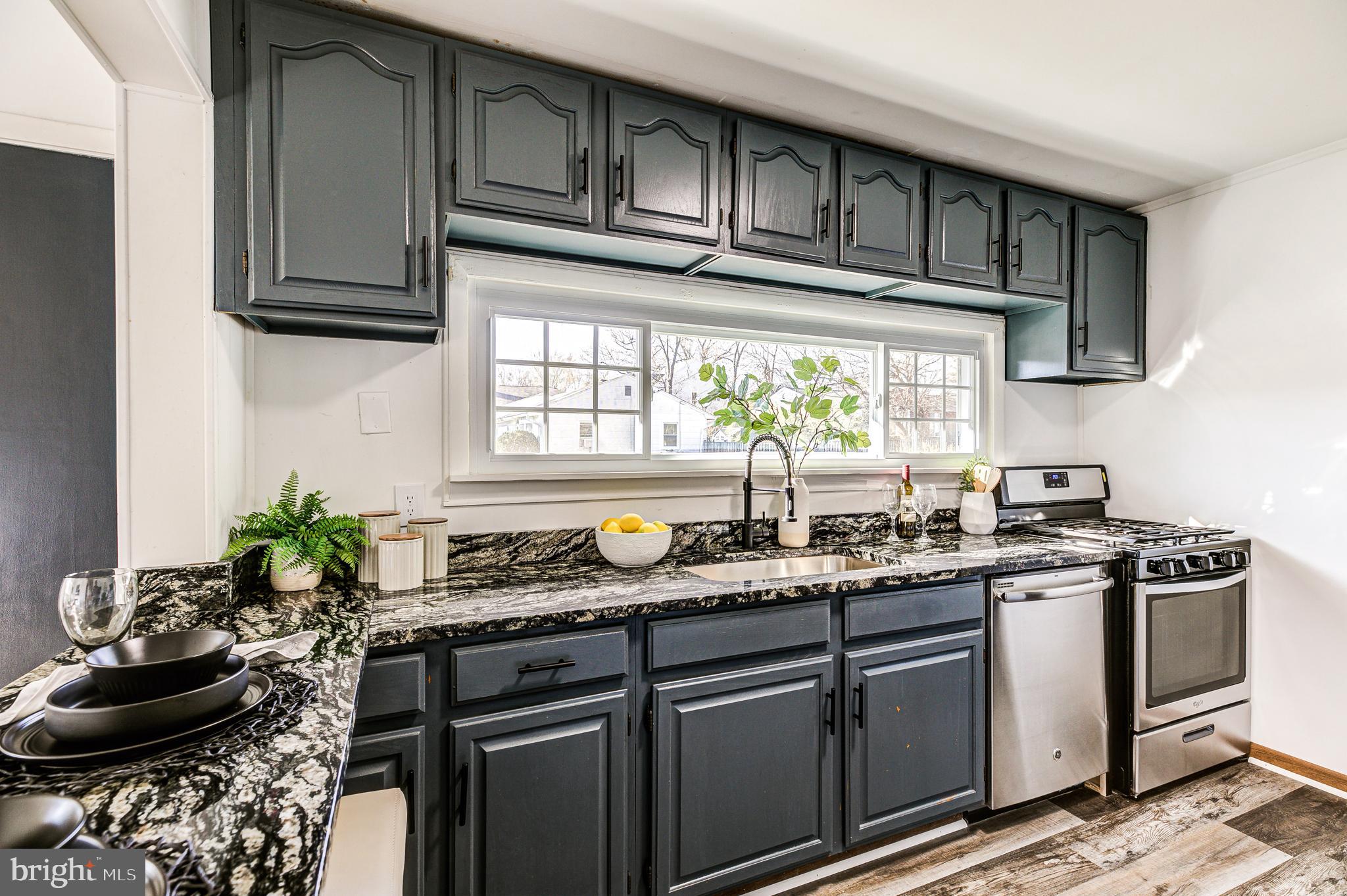 GLEN GARDENS - Residential