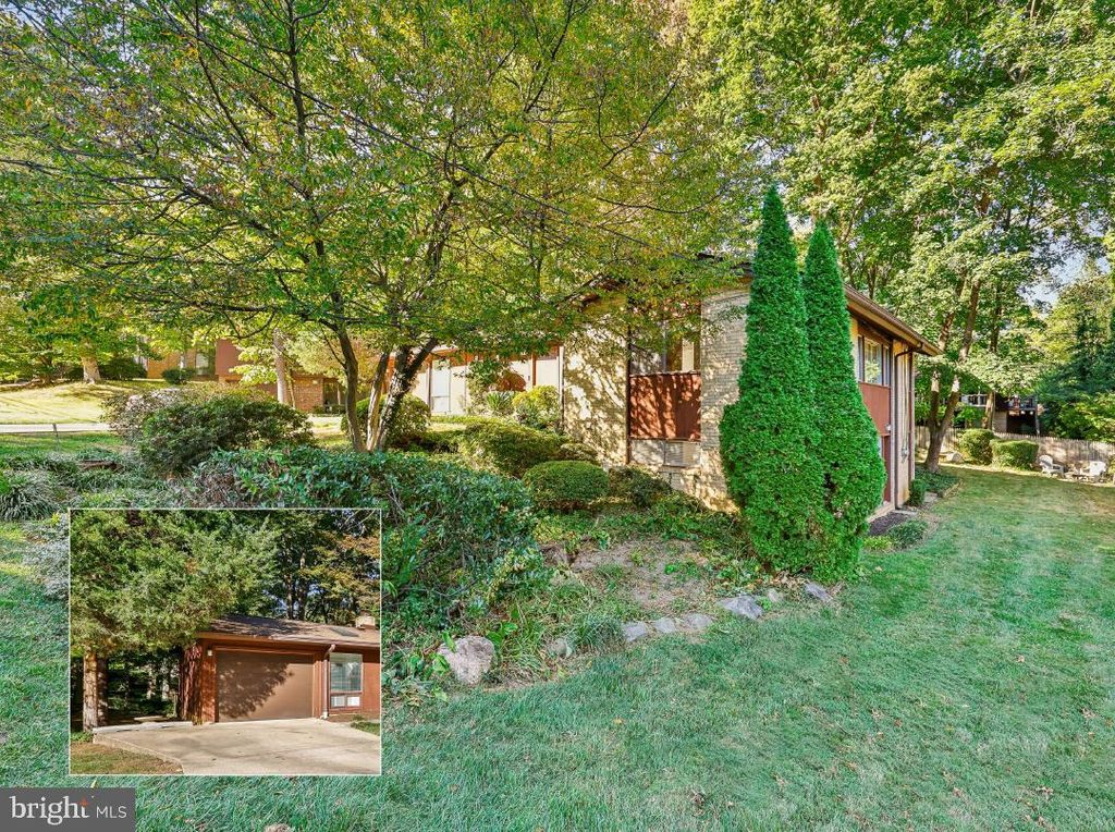 Photo of 14523 Barkwood Drive, ROCKVILLE, MD 20853 (MLS # MDMC2187024)