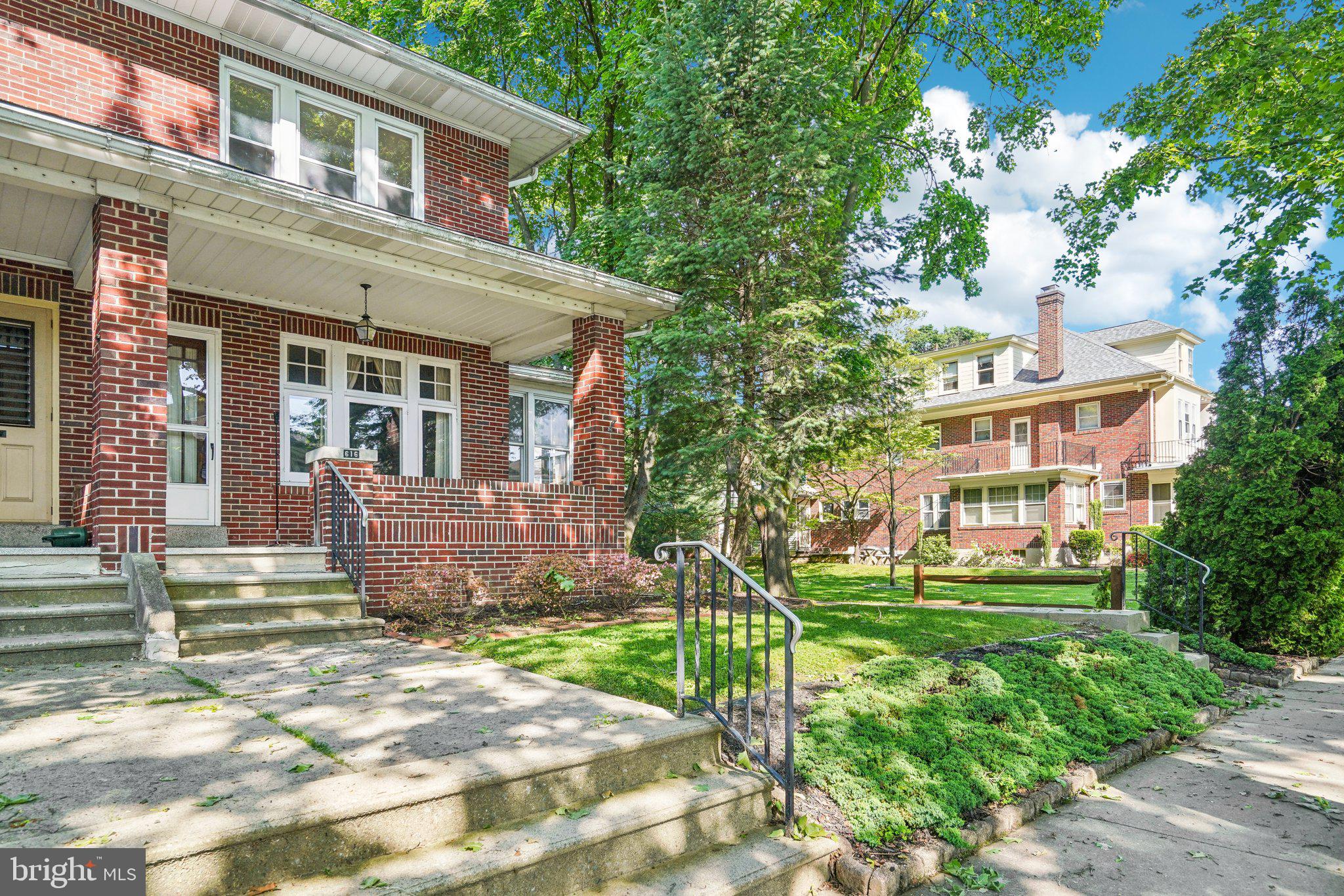 COLLEGE HEIGHTS - Residential