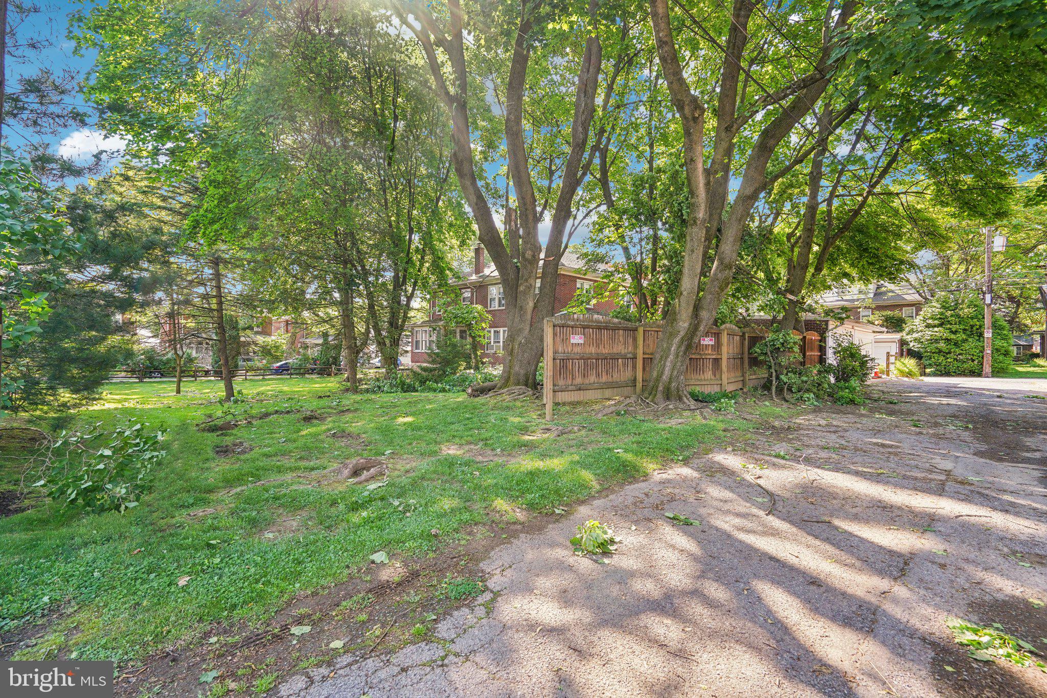 COLLEGE HEIGHTS - Residential