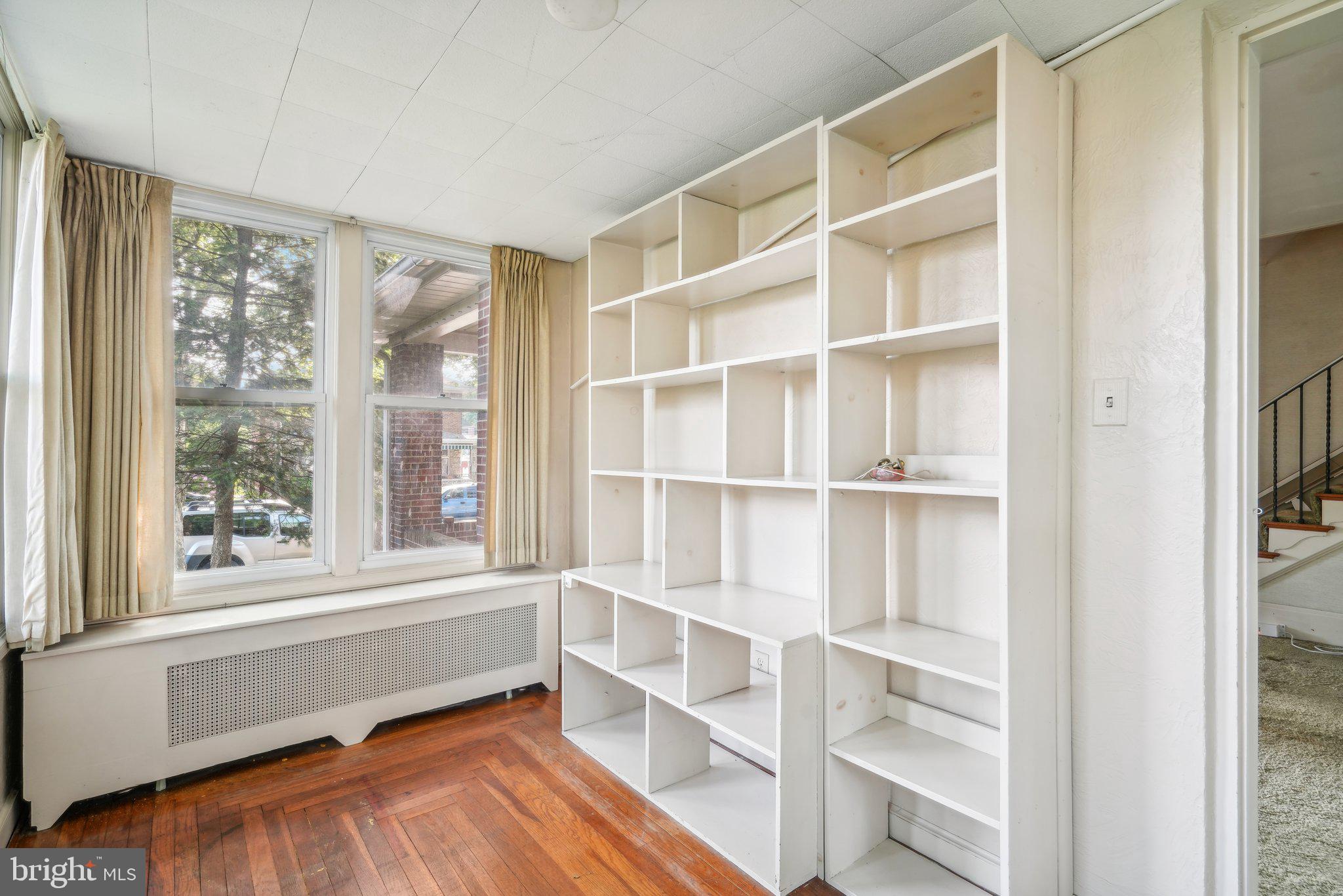 COLLEGE HEIGHTS - Residential