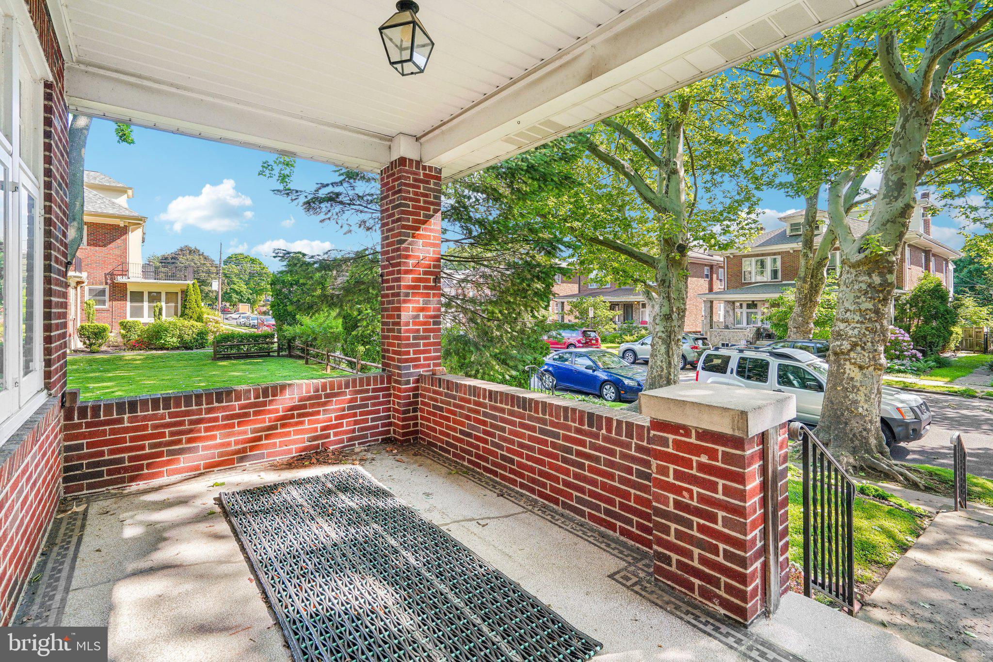 COLLEGE HEIGHTS - Residential