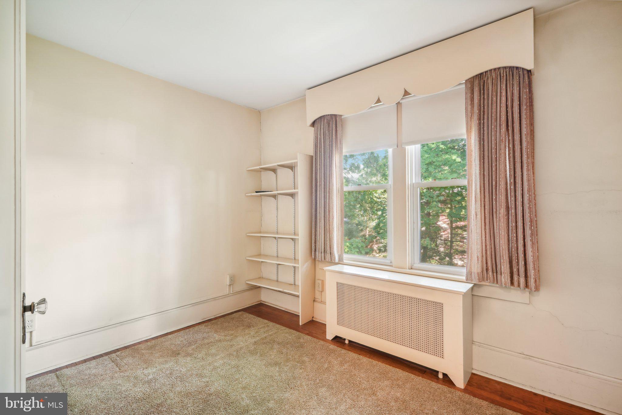 COLLEGE HEIGHTS - Residential