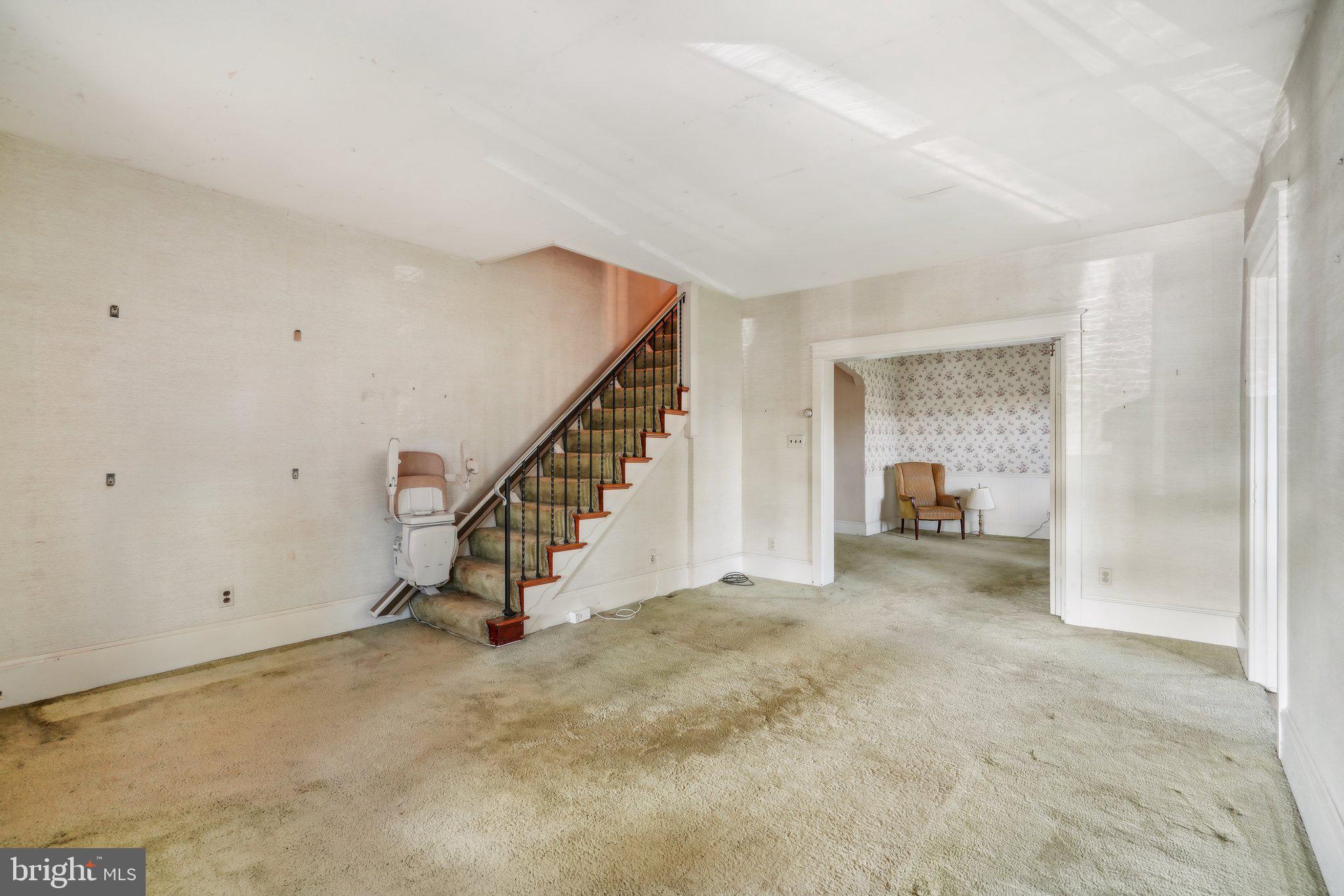 COLLEGE HEIGHTS - Residential