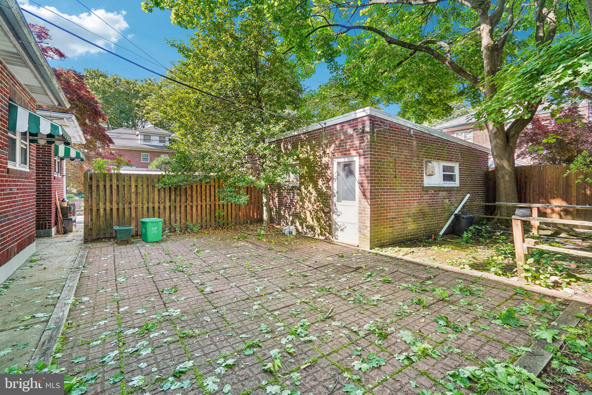 COLLEGE HEIGHTS - Residential