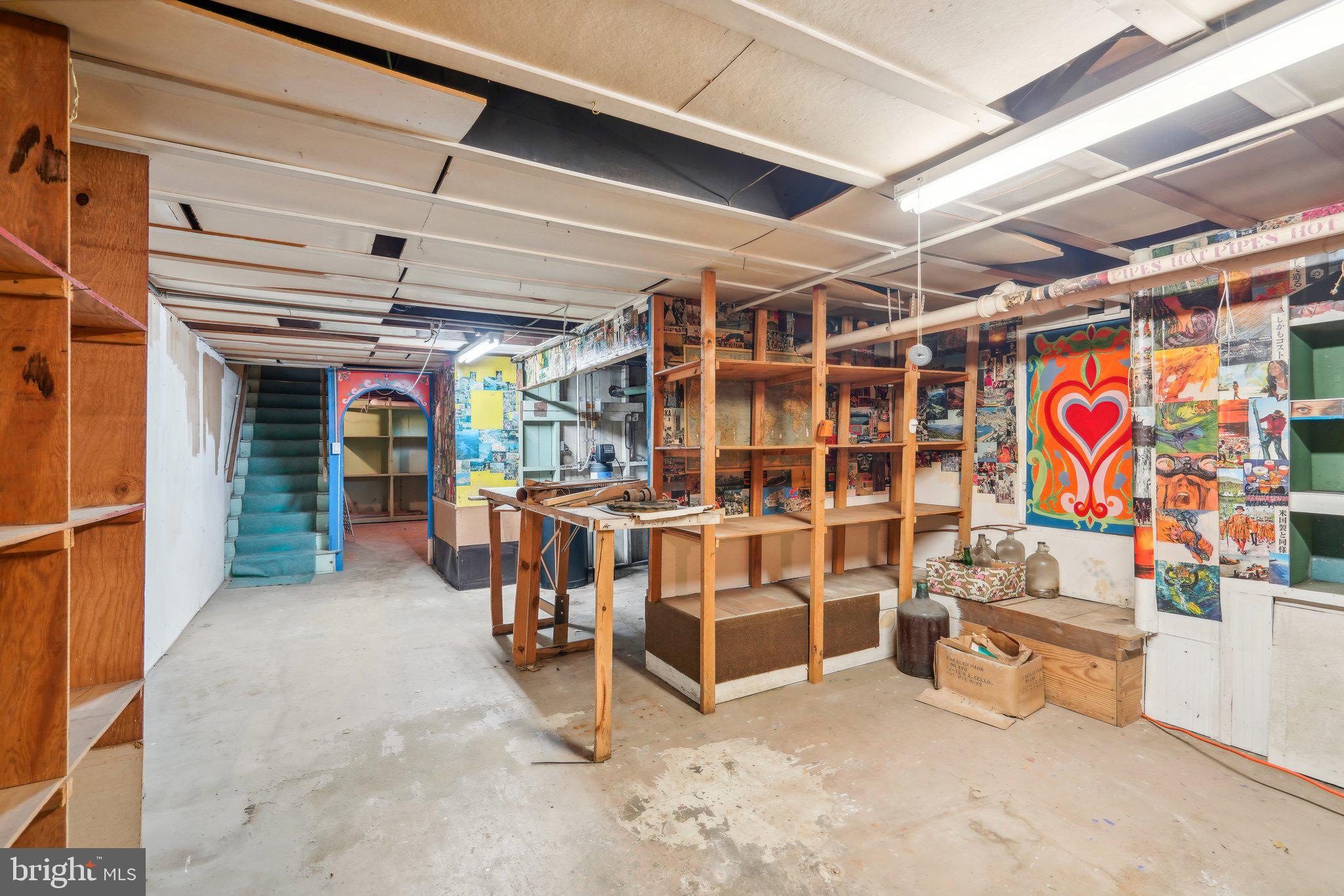 COLLEGE HEIGHTS - Residential