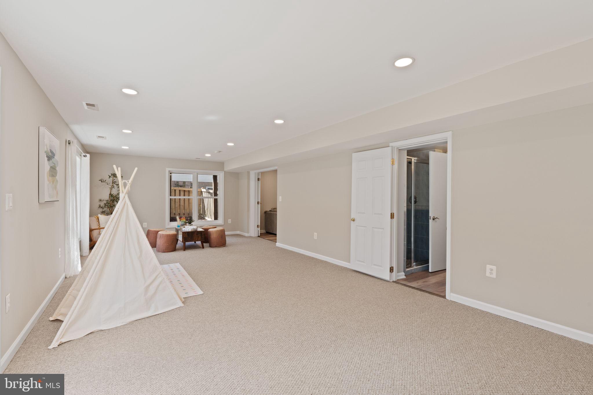 BRAMBLEWOOD - Residential