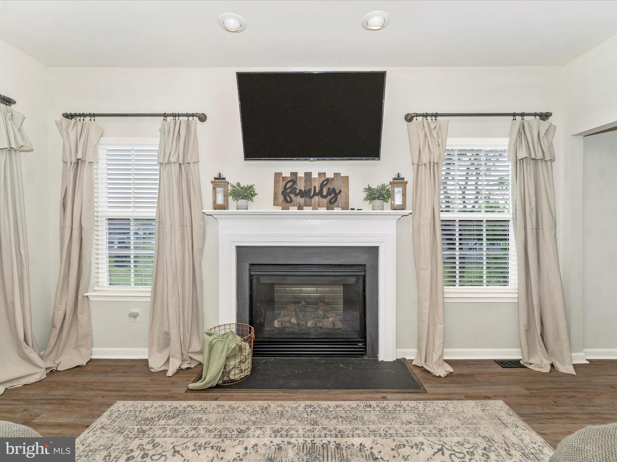 PRINCETON SHOALS - Residential