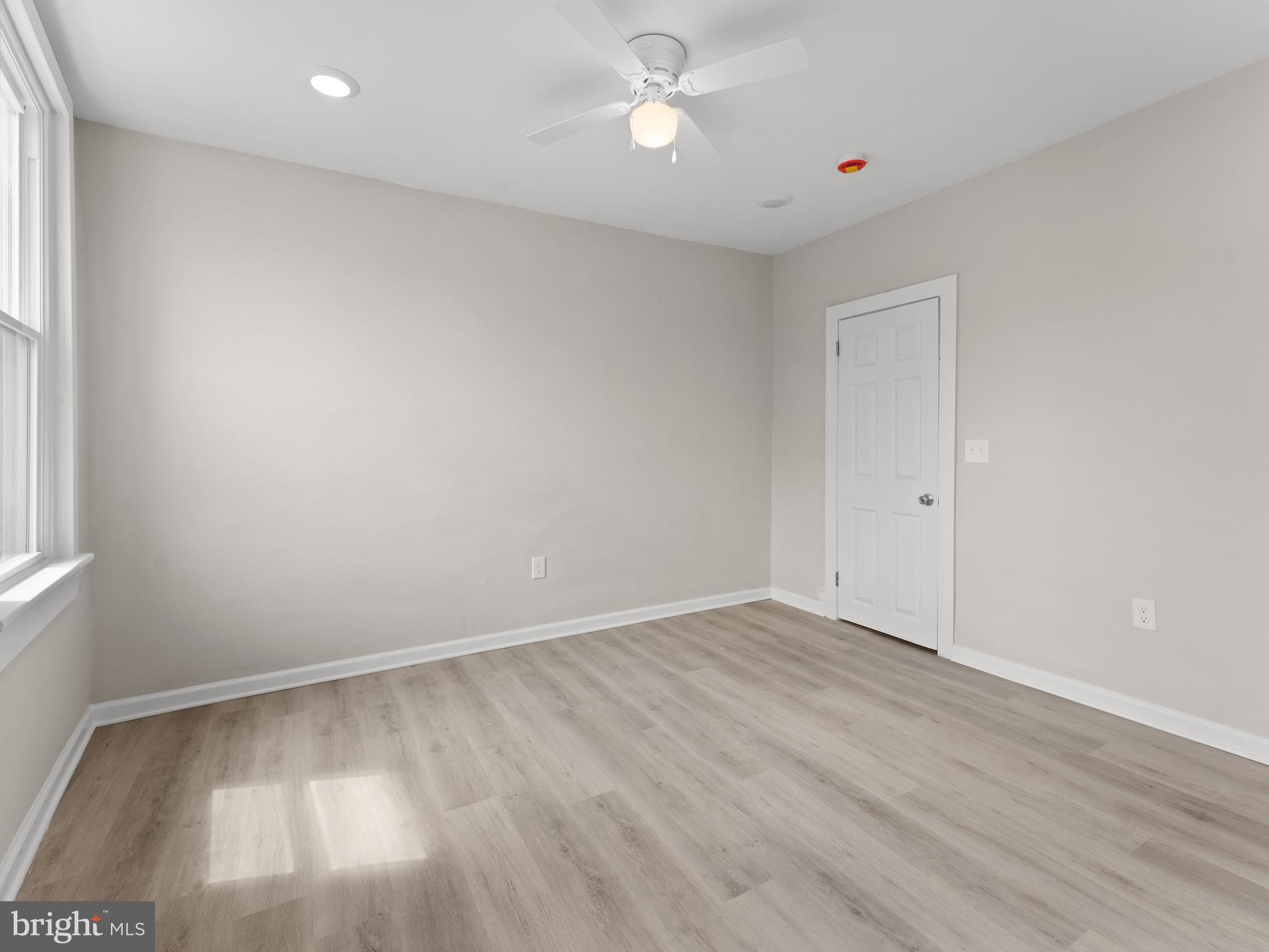 KENSINGTON - Residential Lease