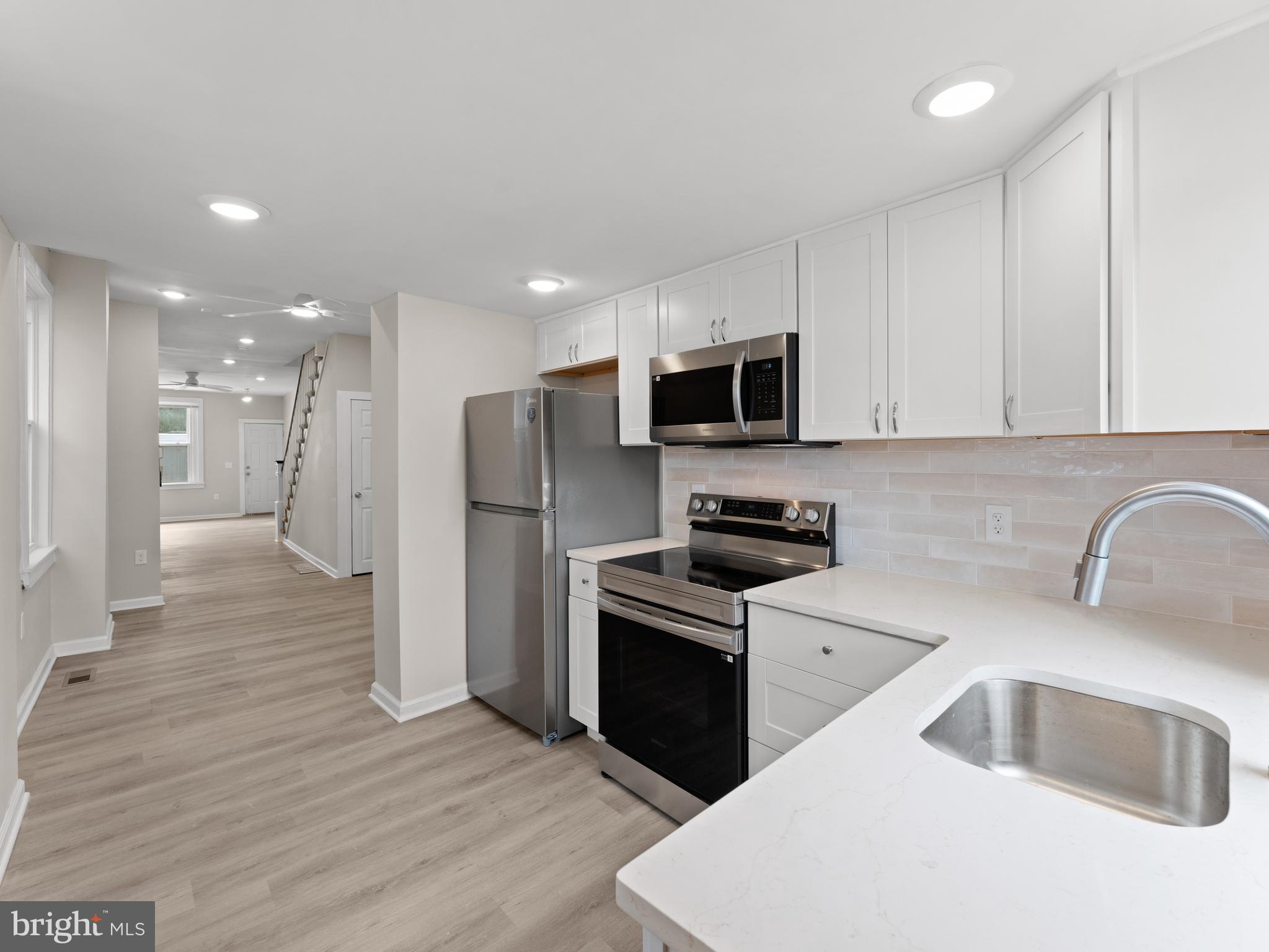 KENSINGTON - Residential Lease