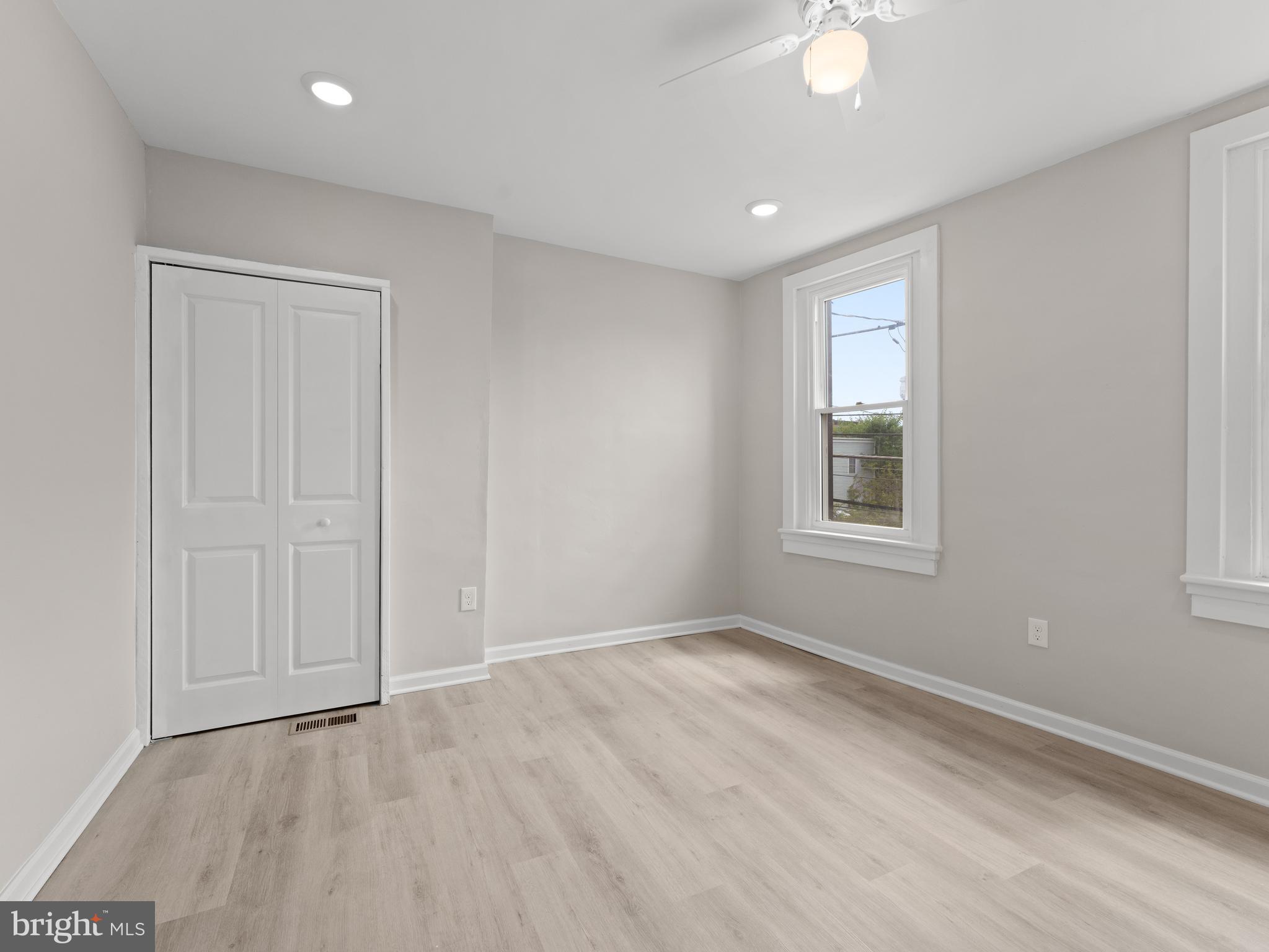 KENSINGTON - Residential Lease