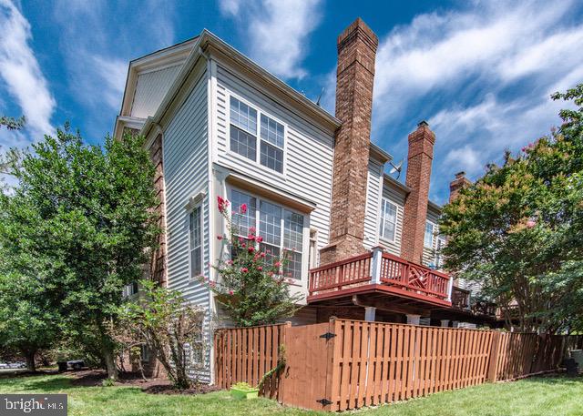 LANDS OF QUAKER VILLAGE - Residential Lease