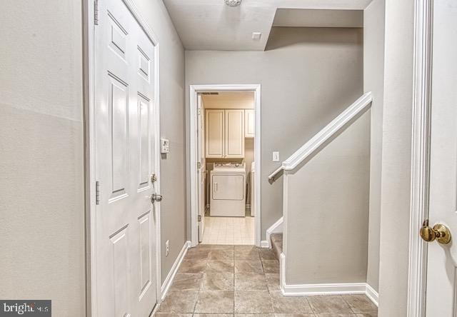 LANDS OF QUAKER VILLAGE - Residential Lease