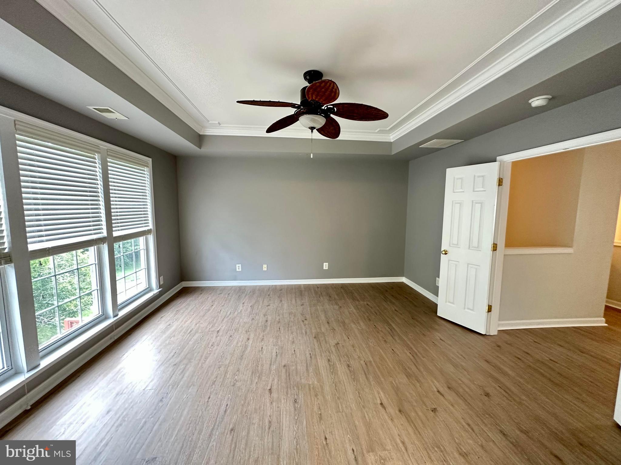 LOUDOUN PARKWAY CENTER - Residential Lease