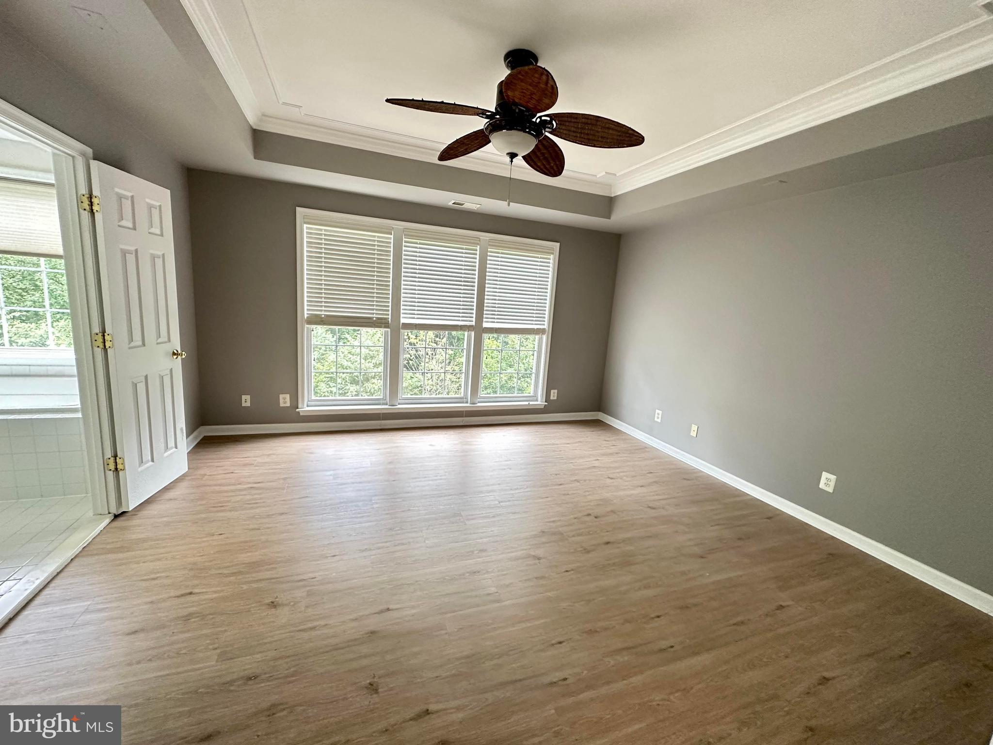 LOUDOUN PARKWAY CENTER - Residential Lease