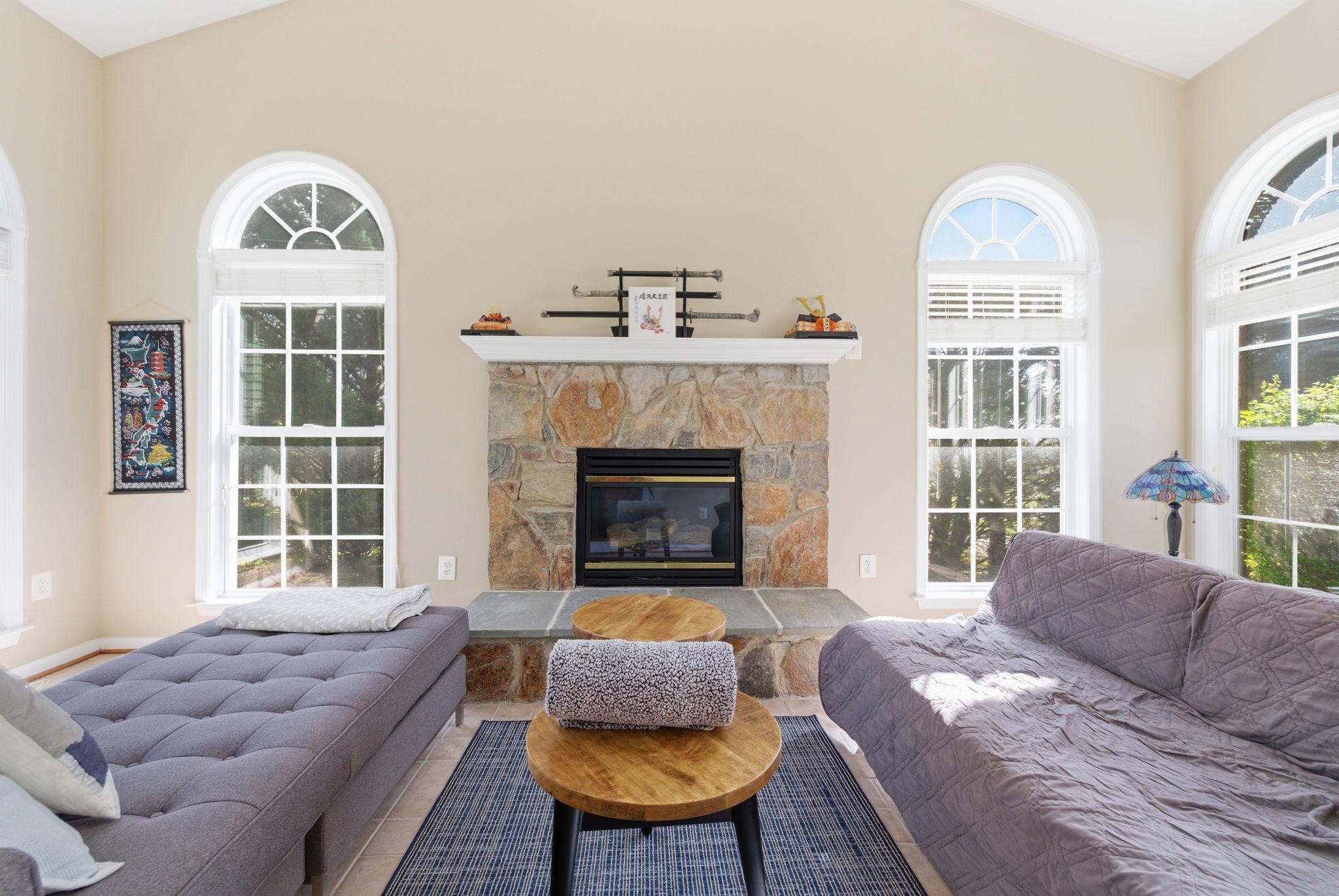 STONELEIGH - Residential