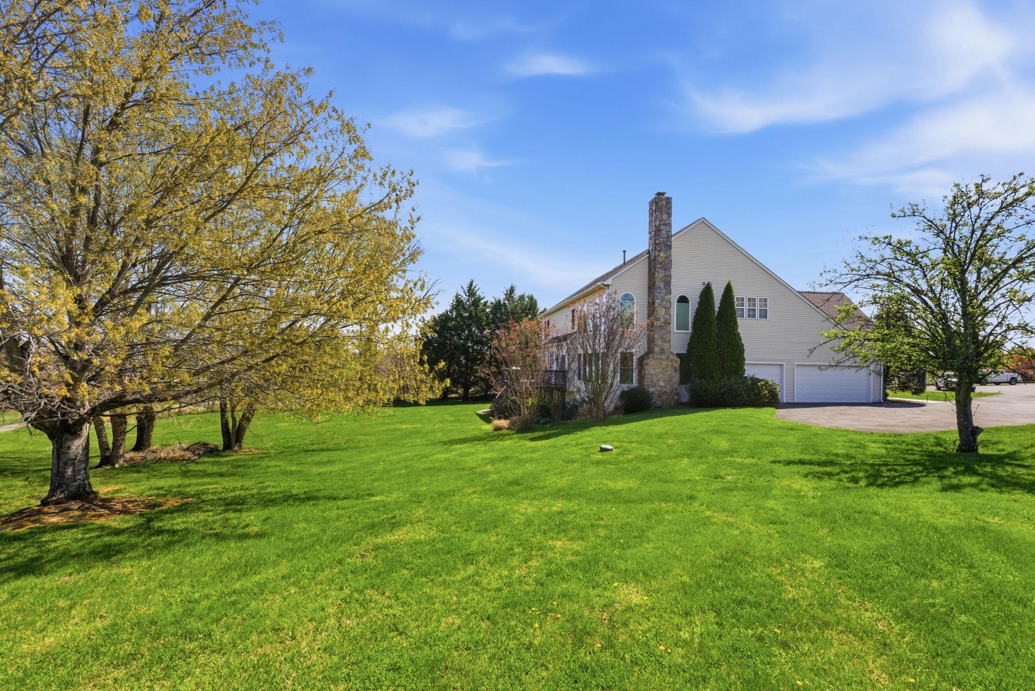 STONELEIGH - Residential