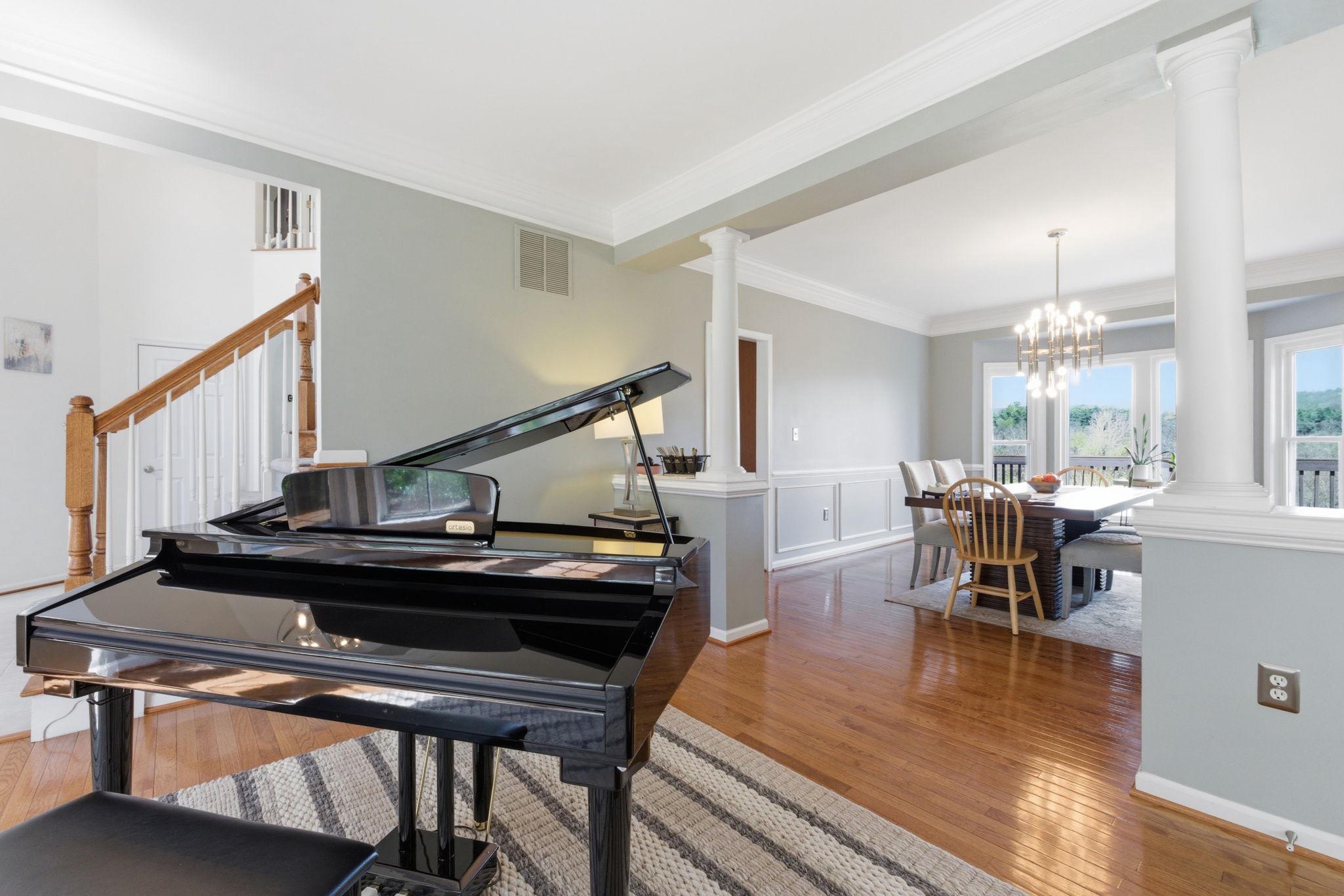 STONELEIGH - Residential