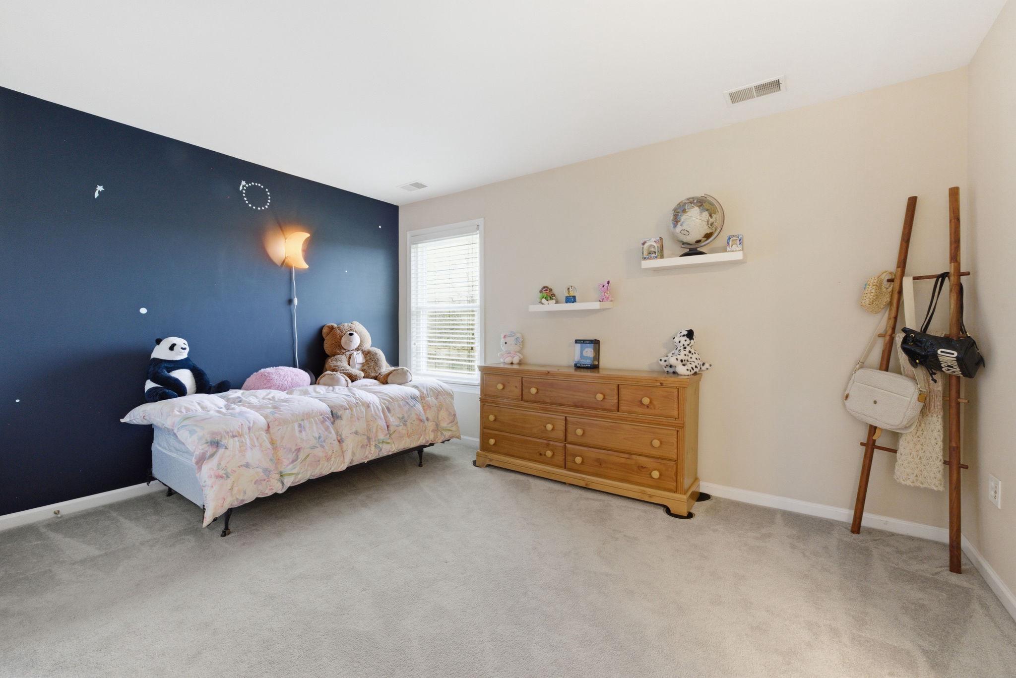 STONELEIGH - Residential