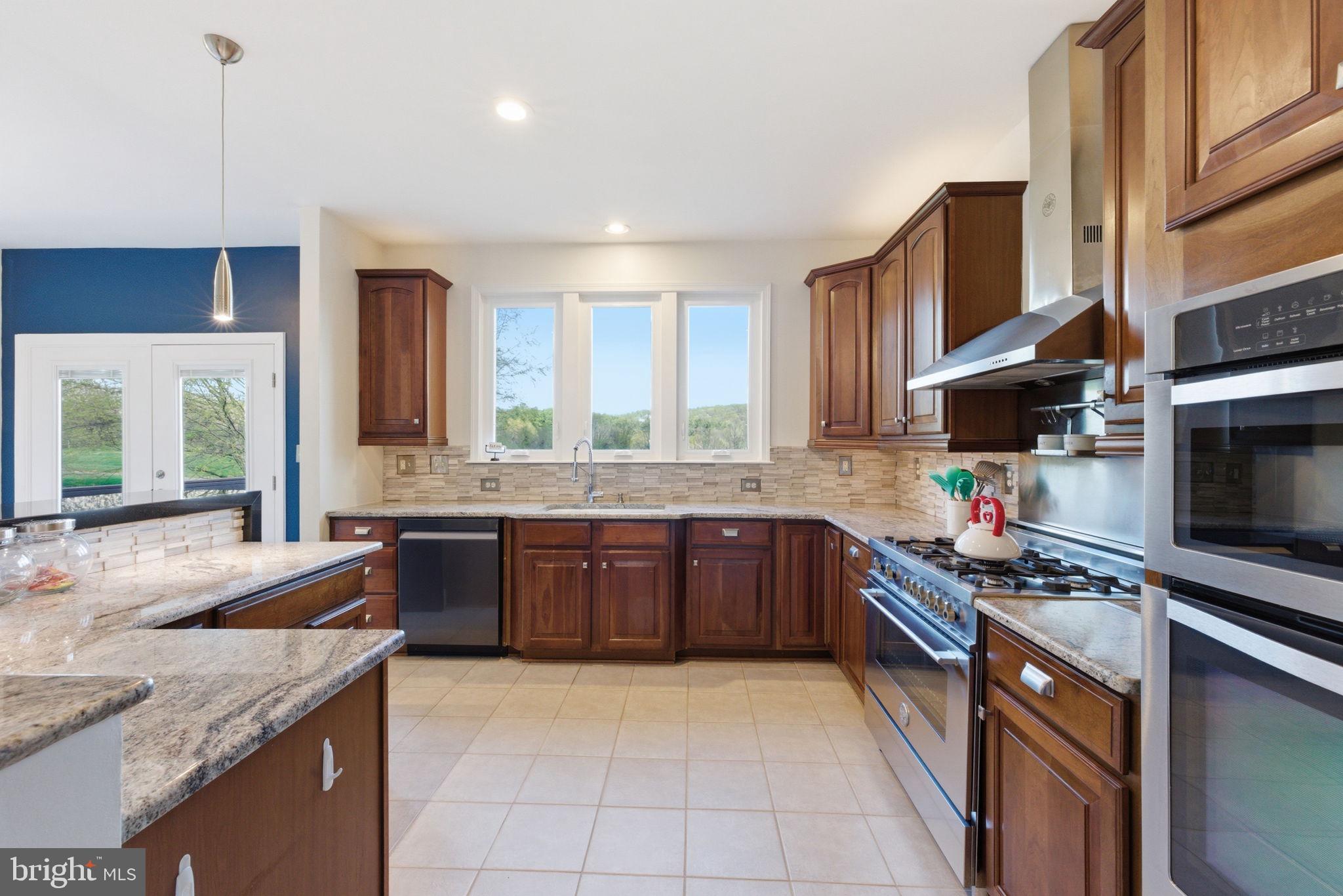 STONELEIGH - Residential