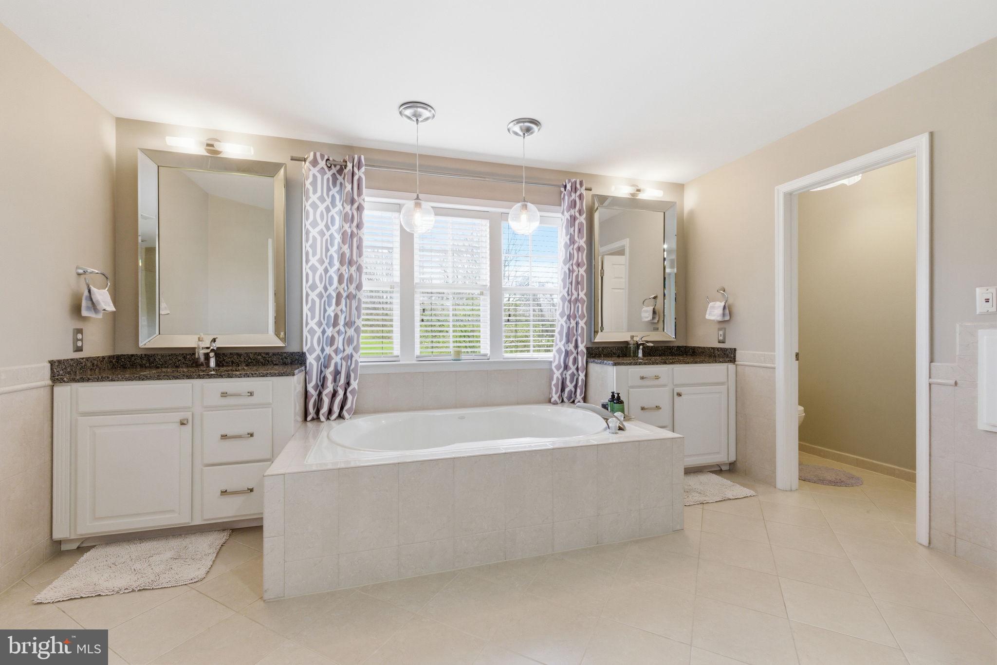 STONELEIGH - Residential