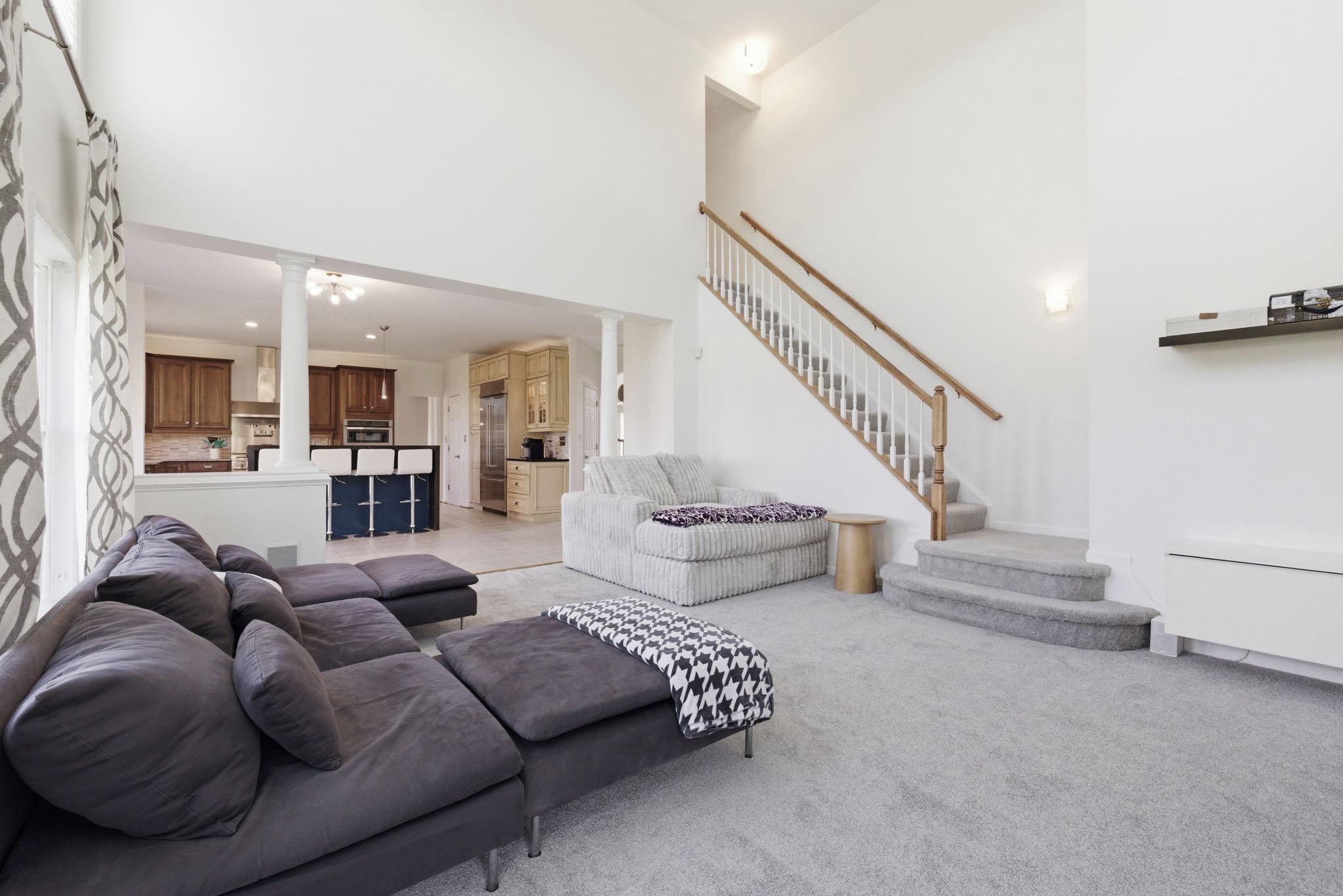 STONELEIGH - Residential