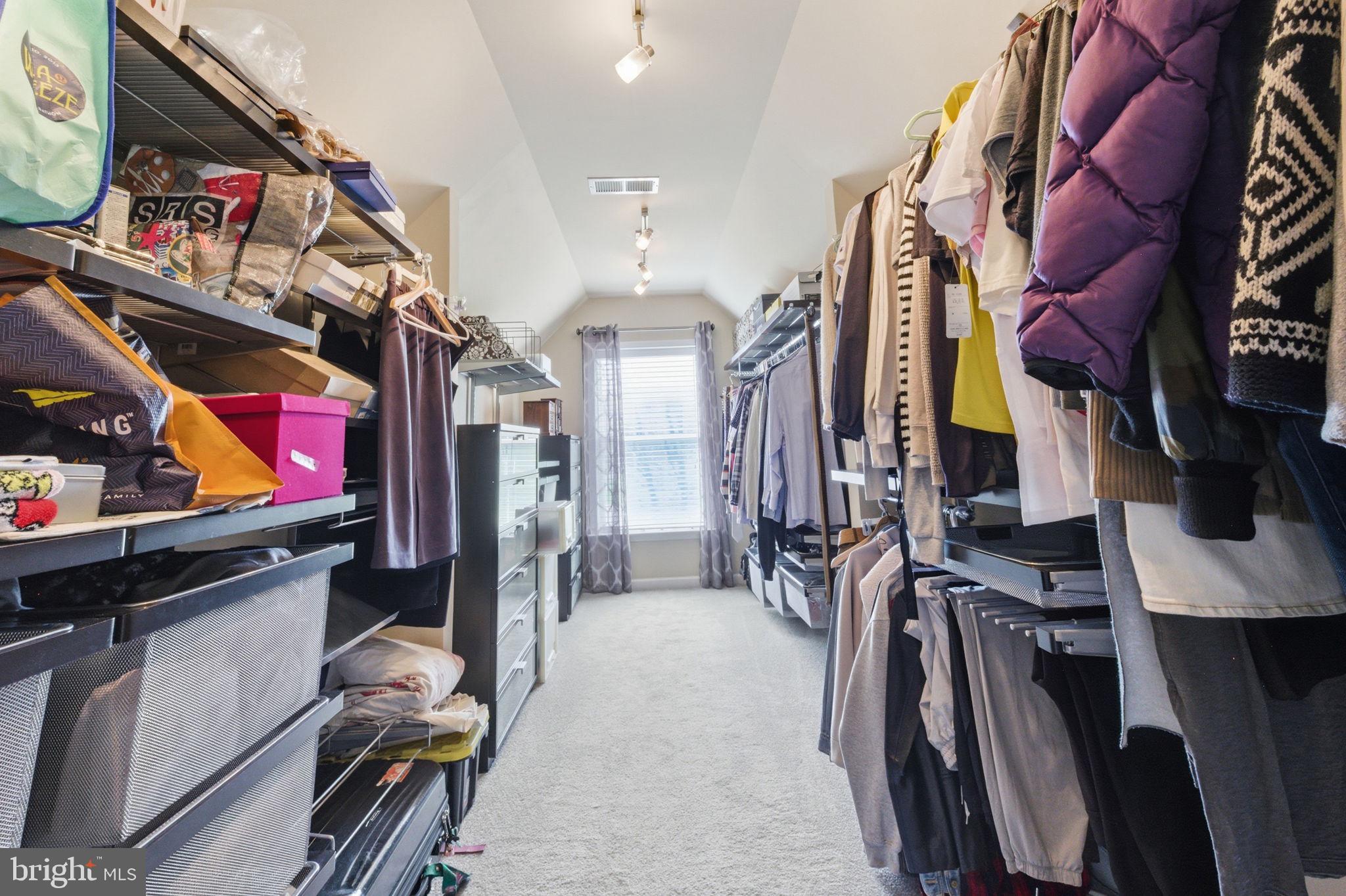 STONELEIGH - Residential