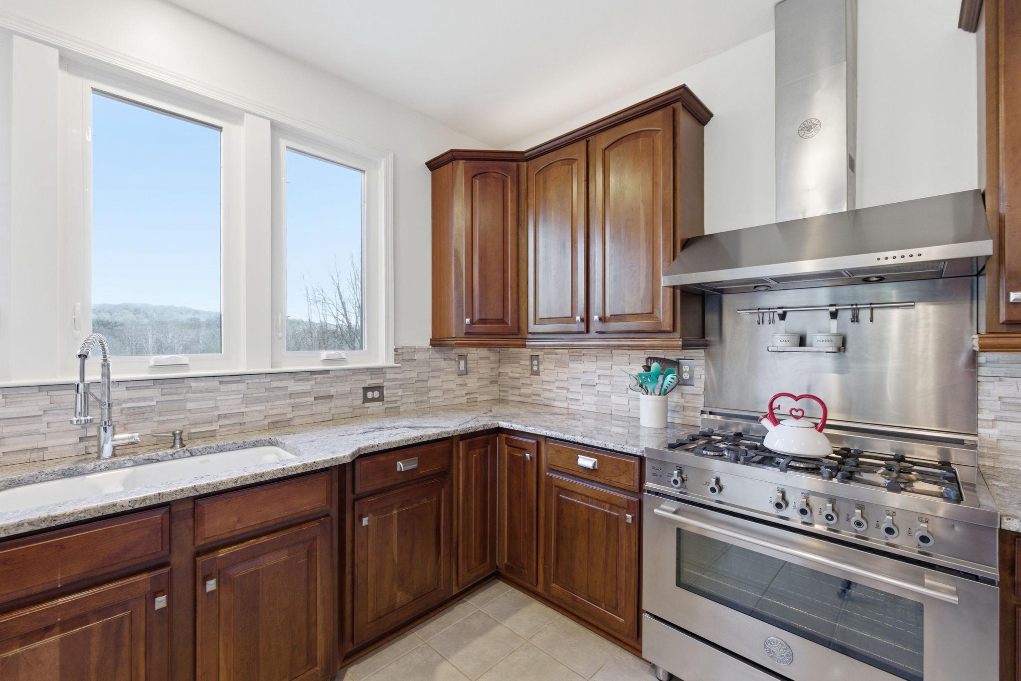 STONELEIGH - Residential