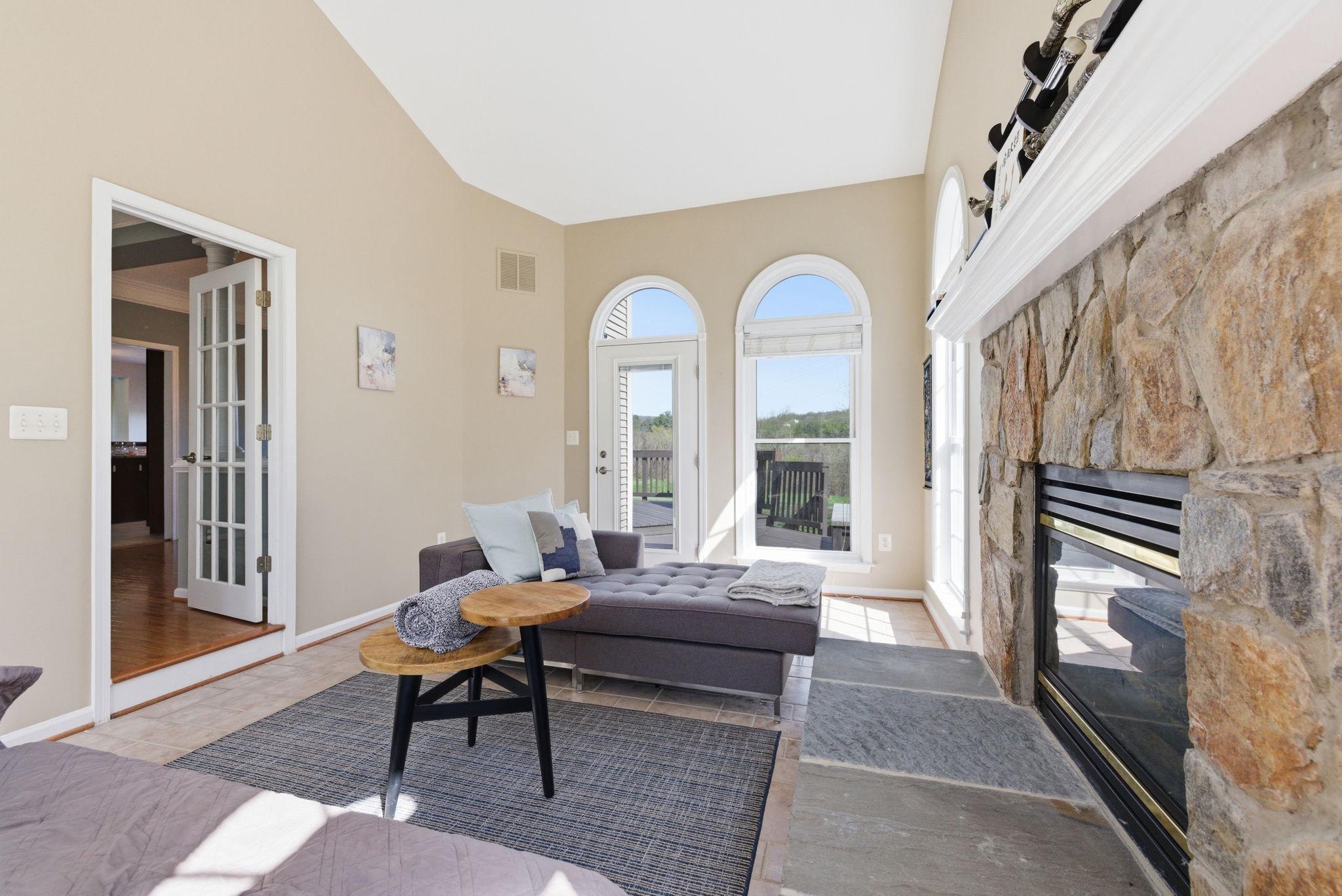 STONELEIGH - Residential