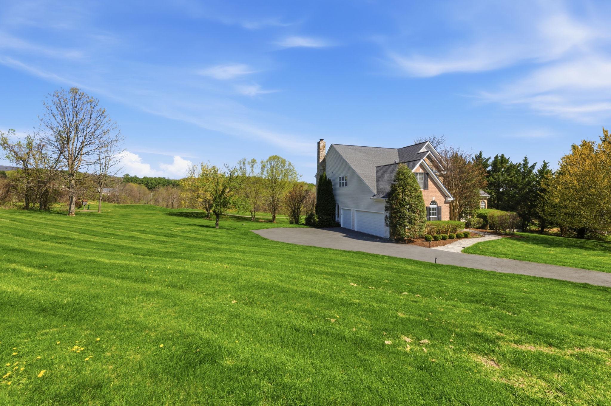 STONELEIGH - Residential