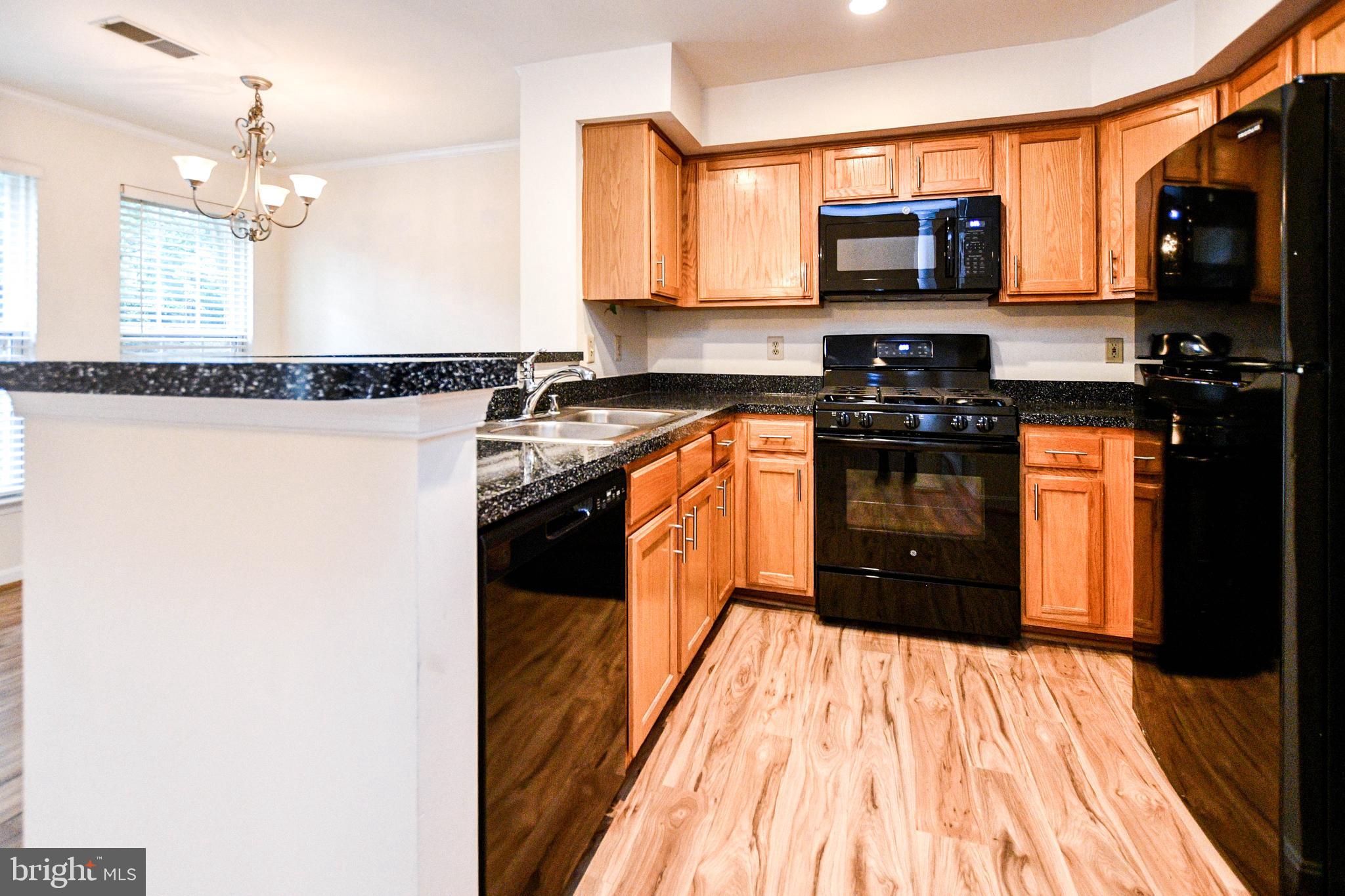 WOODVIEW VILLAGE - Residential Lease