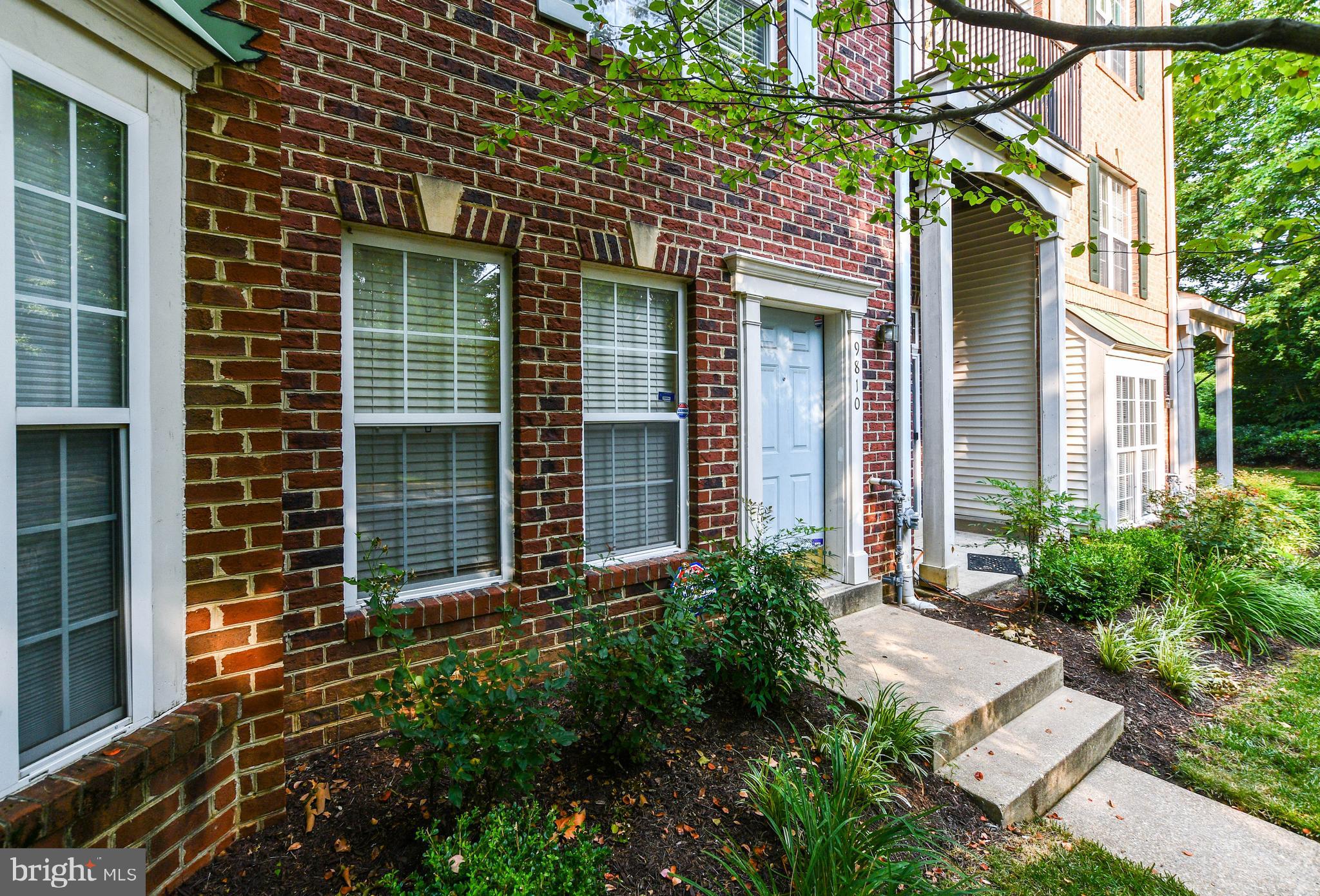 WOODVIEW VILLAGE - Residential Lease