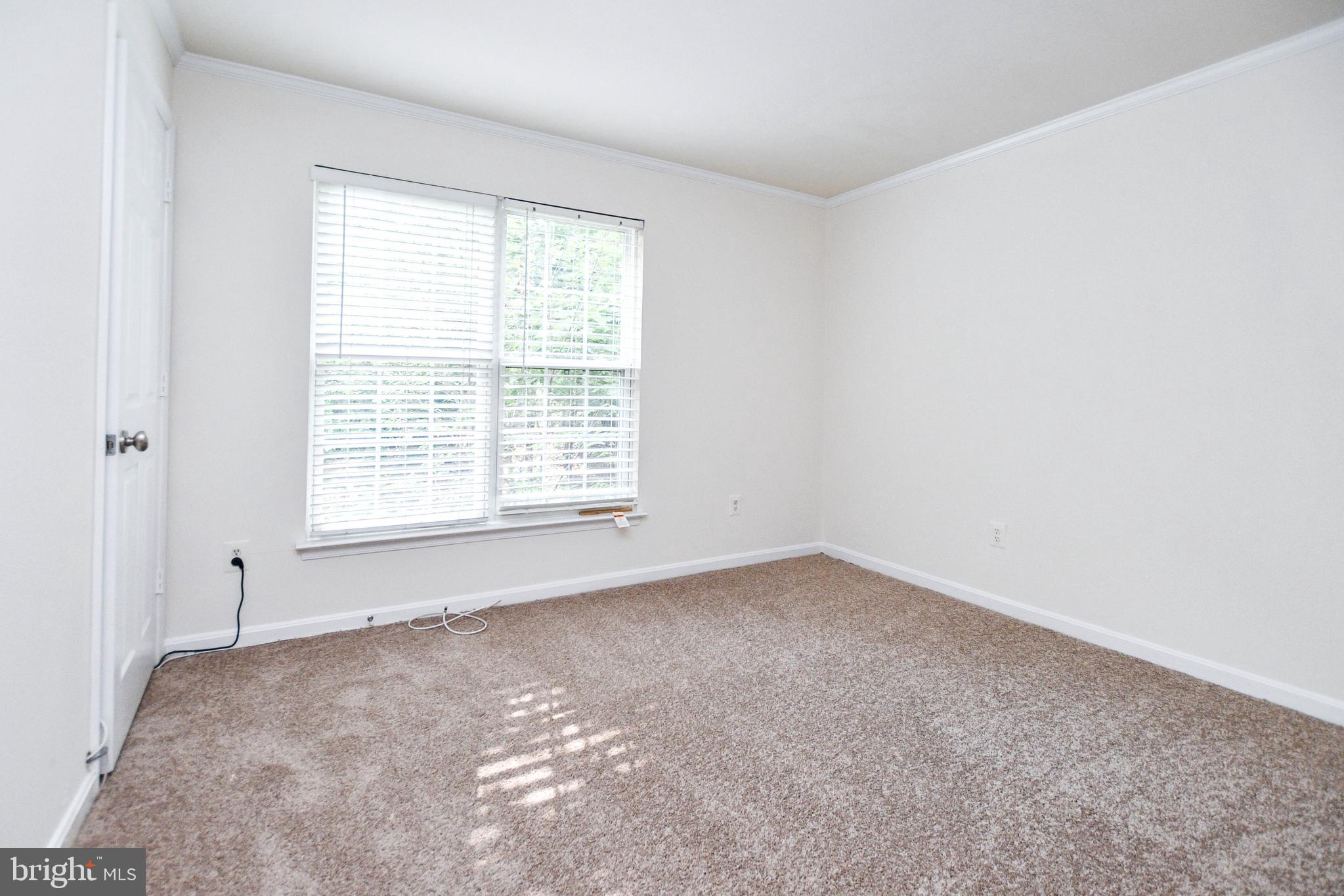 WOODVIEW VILLAGE - Residential Lease