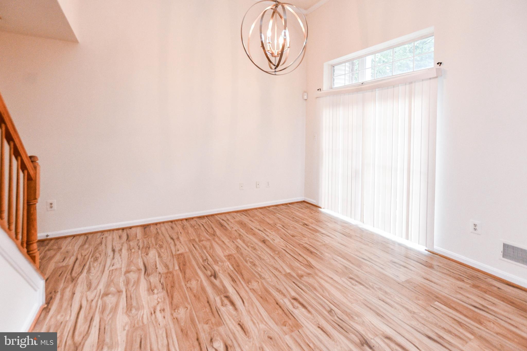 WOODVIEW VILLAGE - Residential Lease