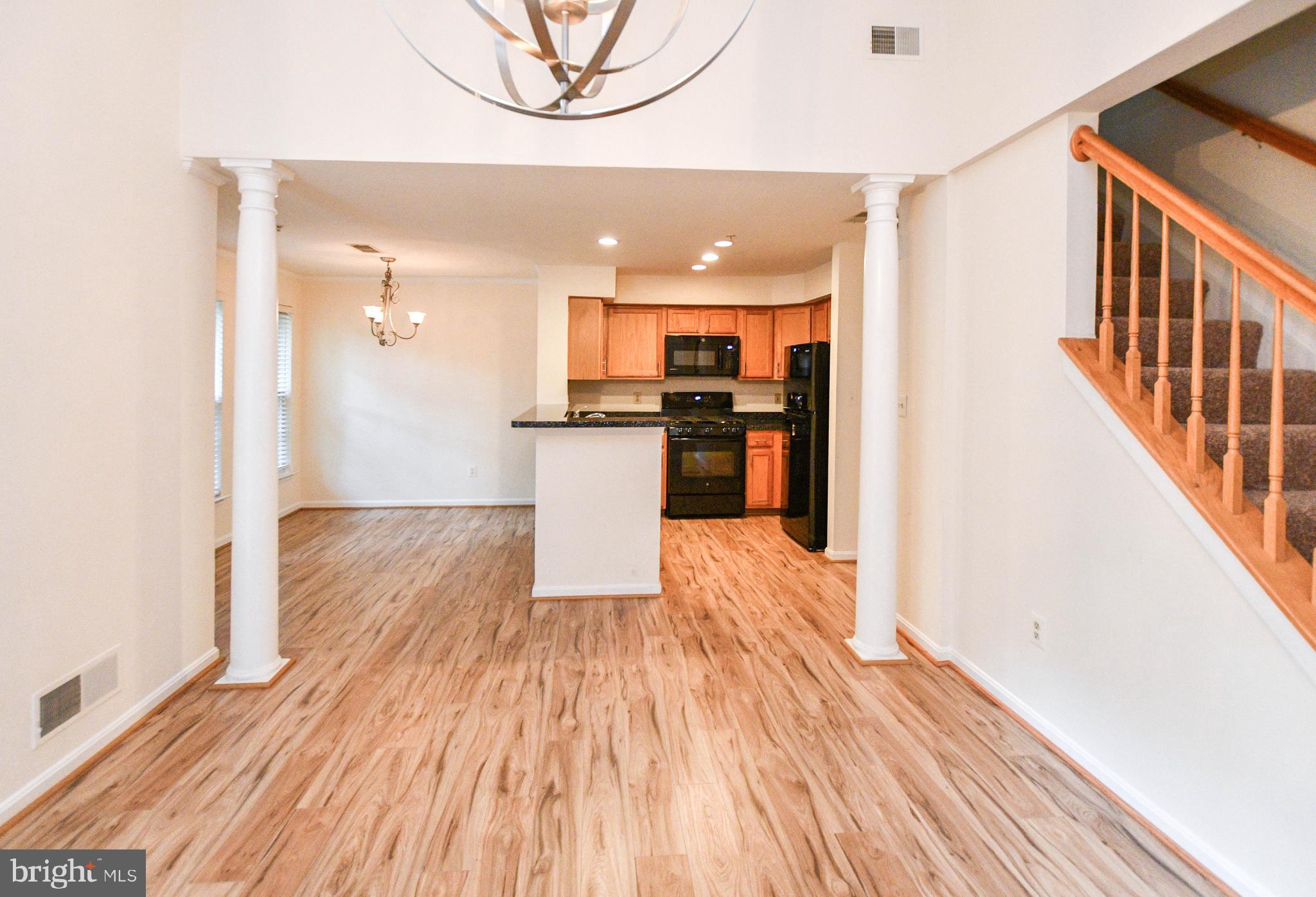 WOODVIEW VILLAGE - Residential Lease