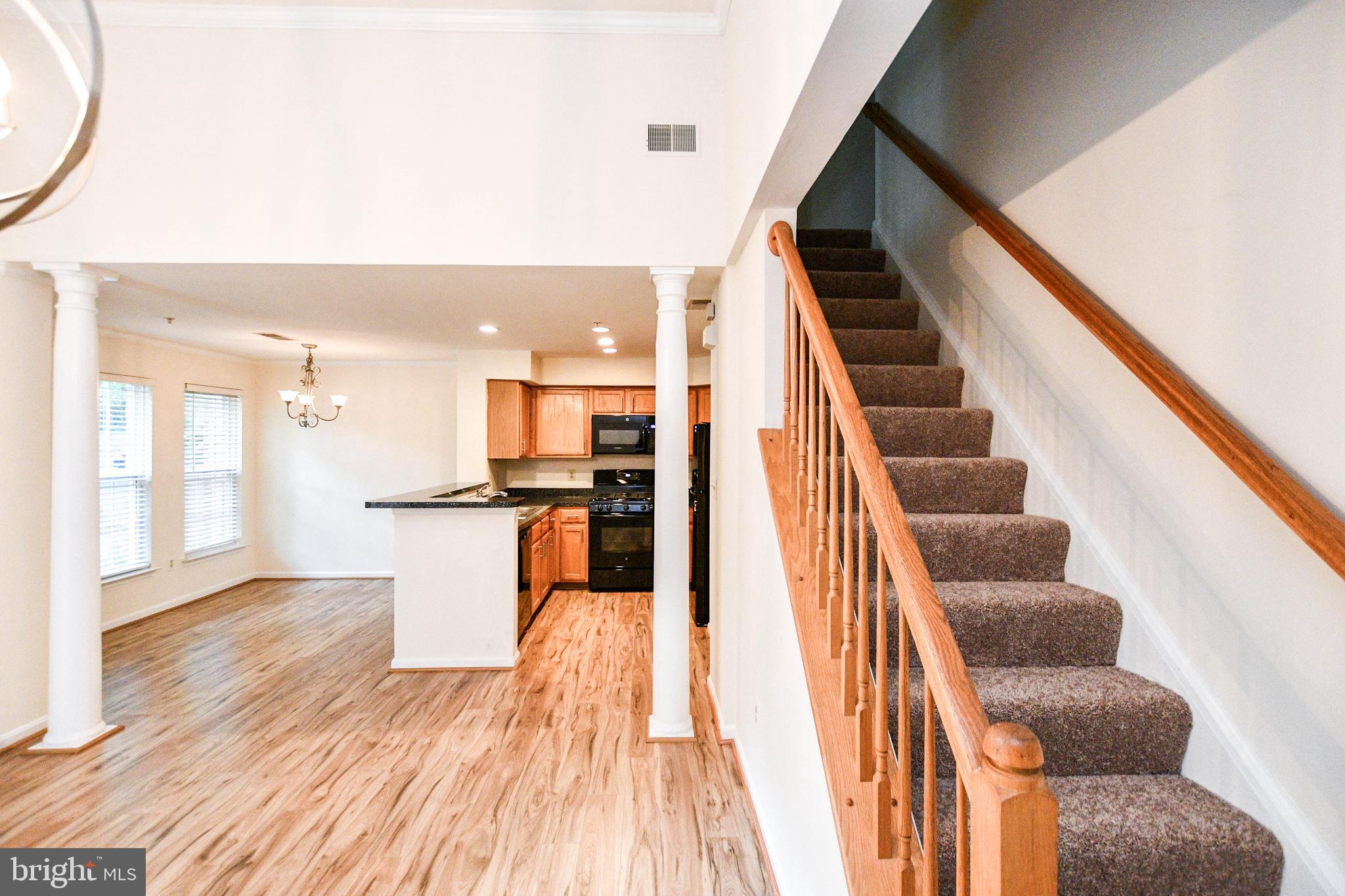 WOODVIEW VILLAGE - Residential Lease