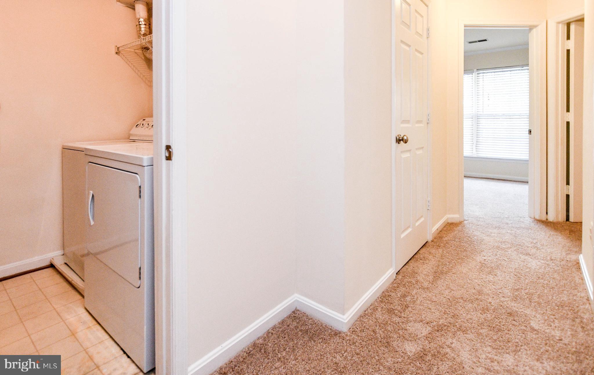 WOODVIEW VILLAGE - Residential Lease